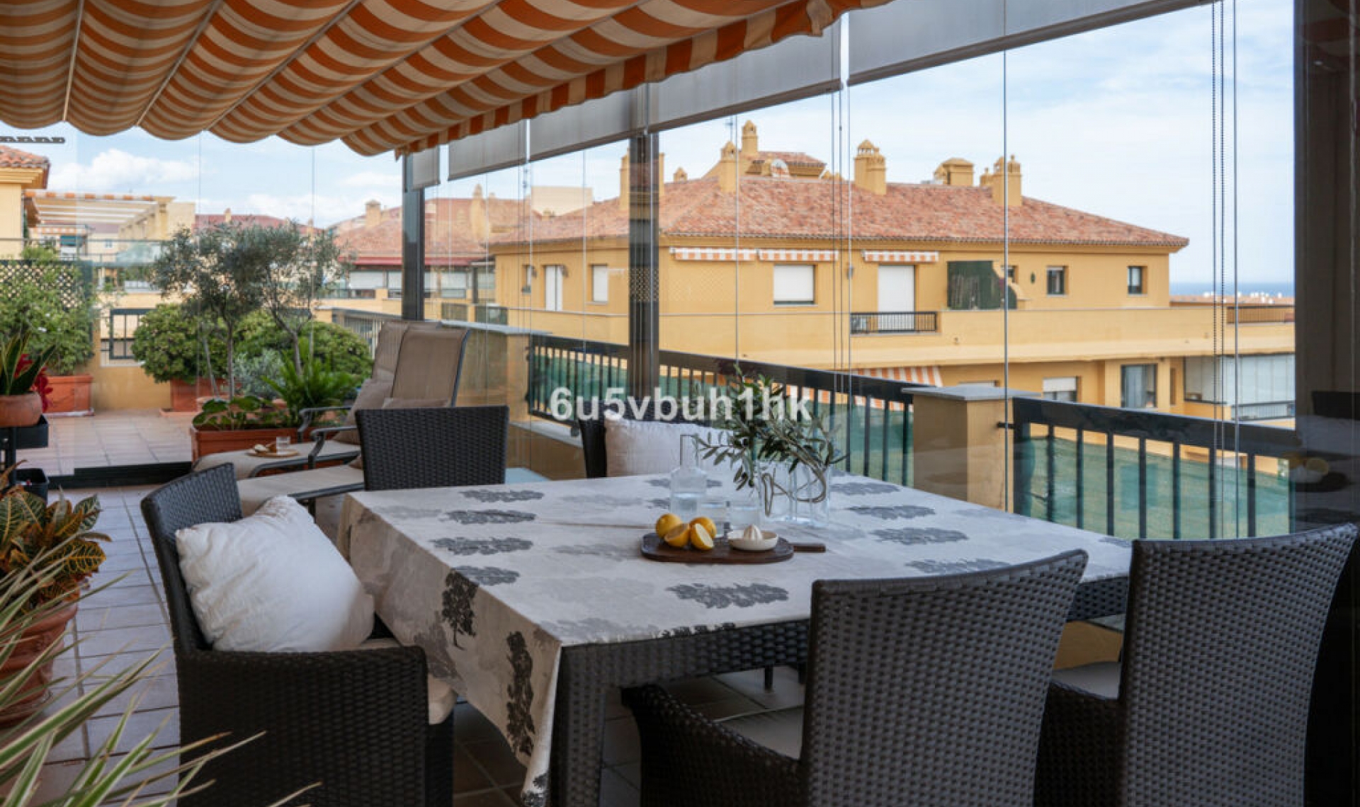 Resale - Apartment -
San Pedro de Alcántara