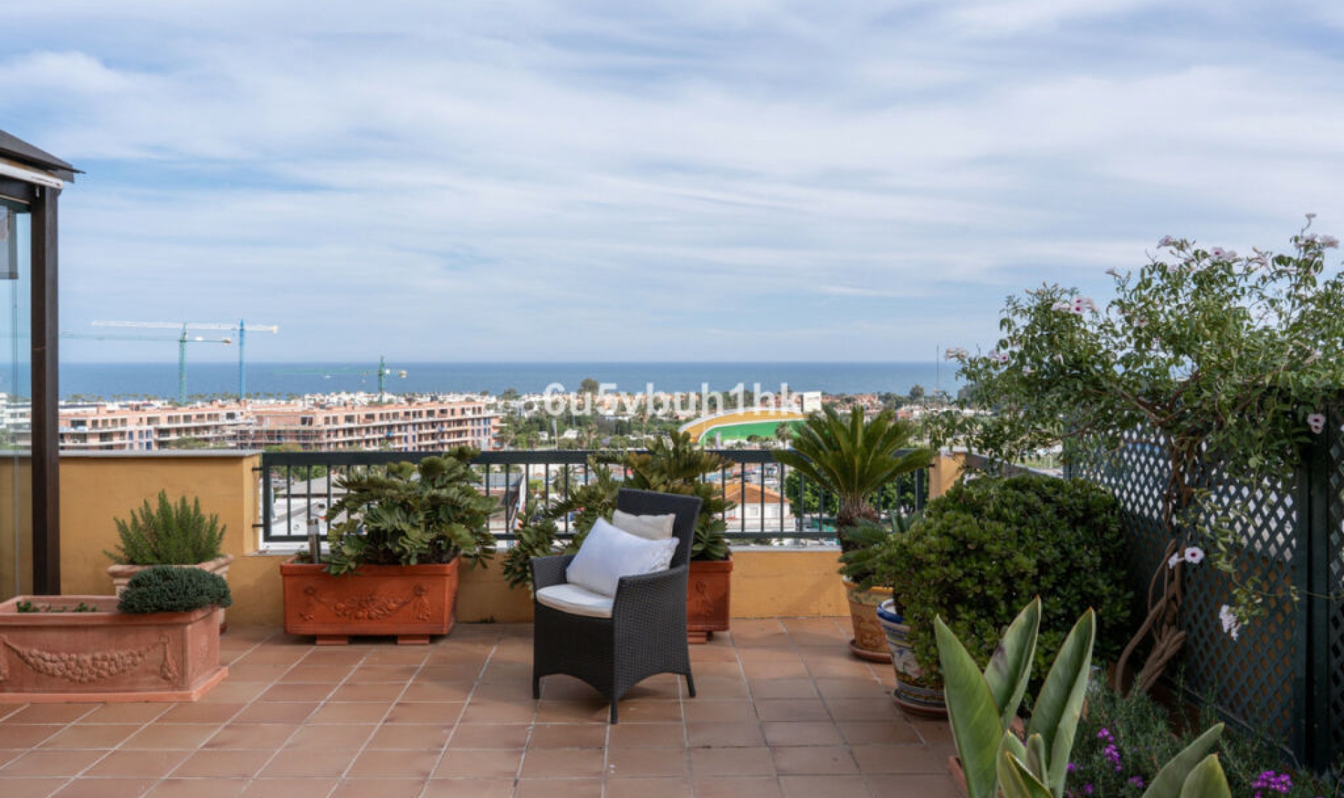 Resale - Apartment -
San Pedro de Alcántara