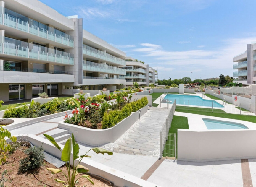 Resale - Apartment -
San Pedro de Alcántara