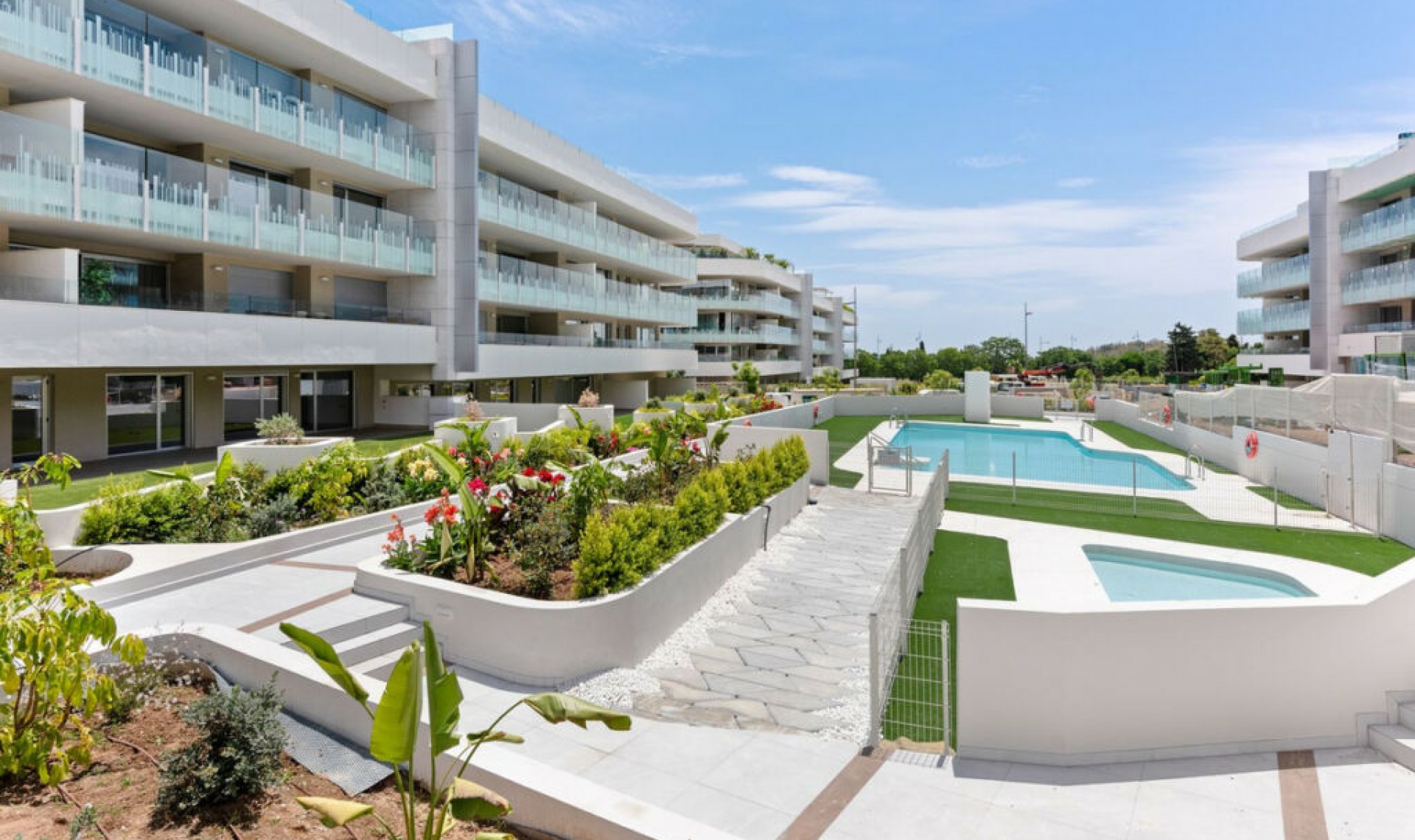 Resale - Apartment -
San Pedro de Alcántara
