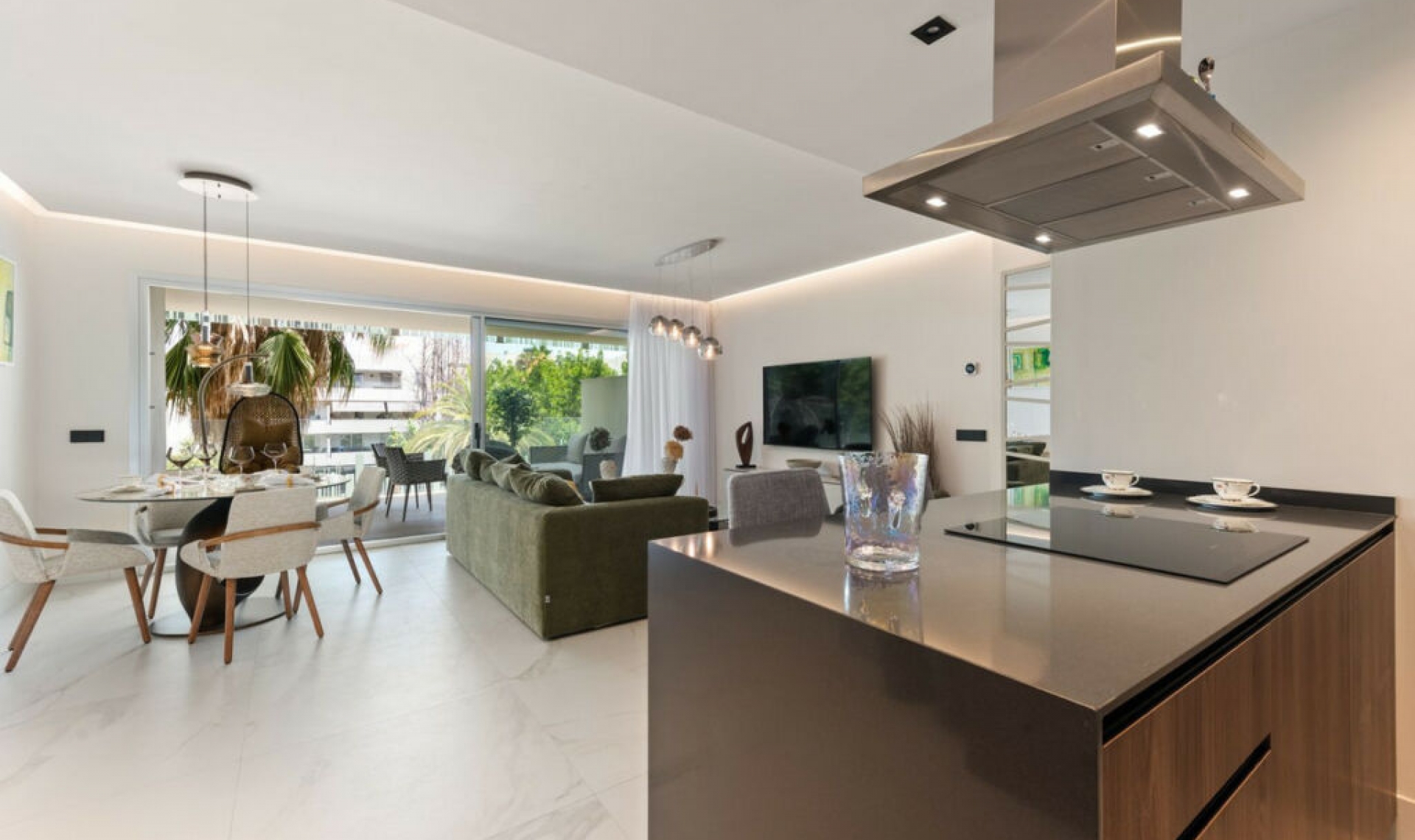 Resale - Apartment -
San Pedro de Alcántara