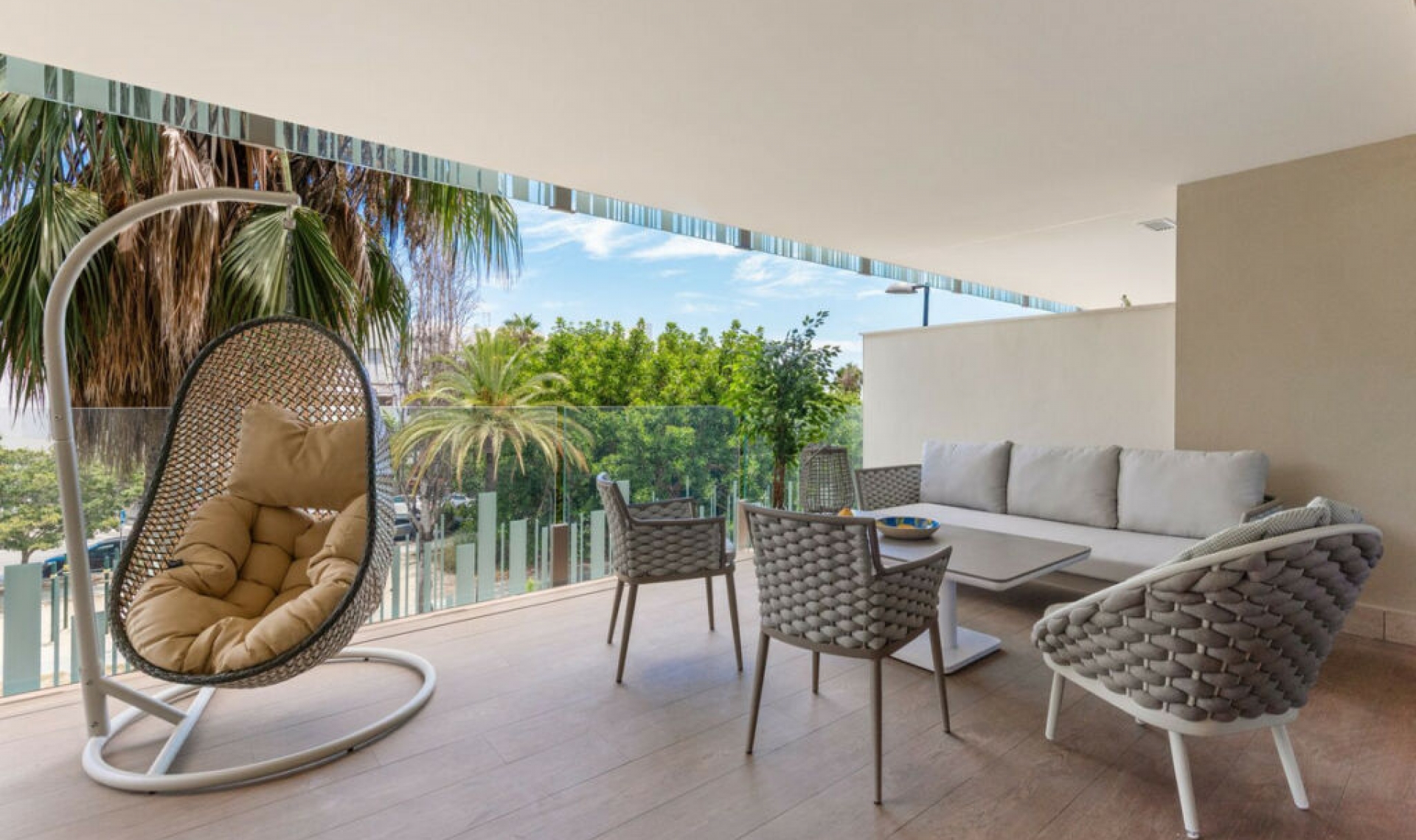 Resale - Apartment -
San Pedro de Alcántara