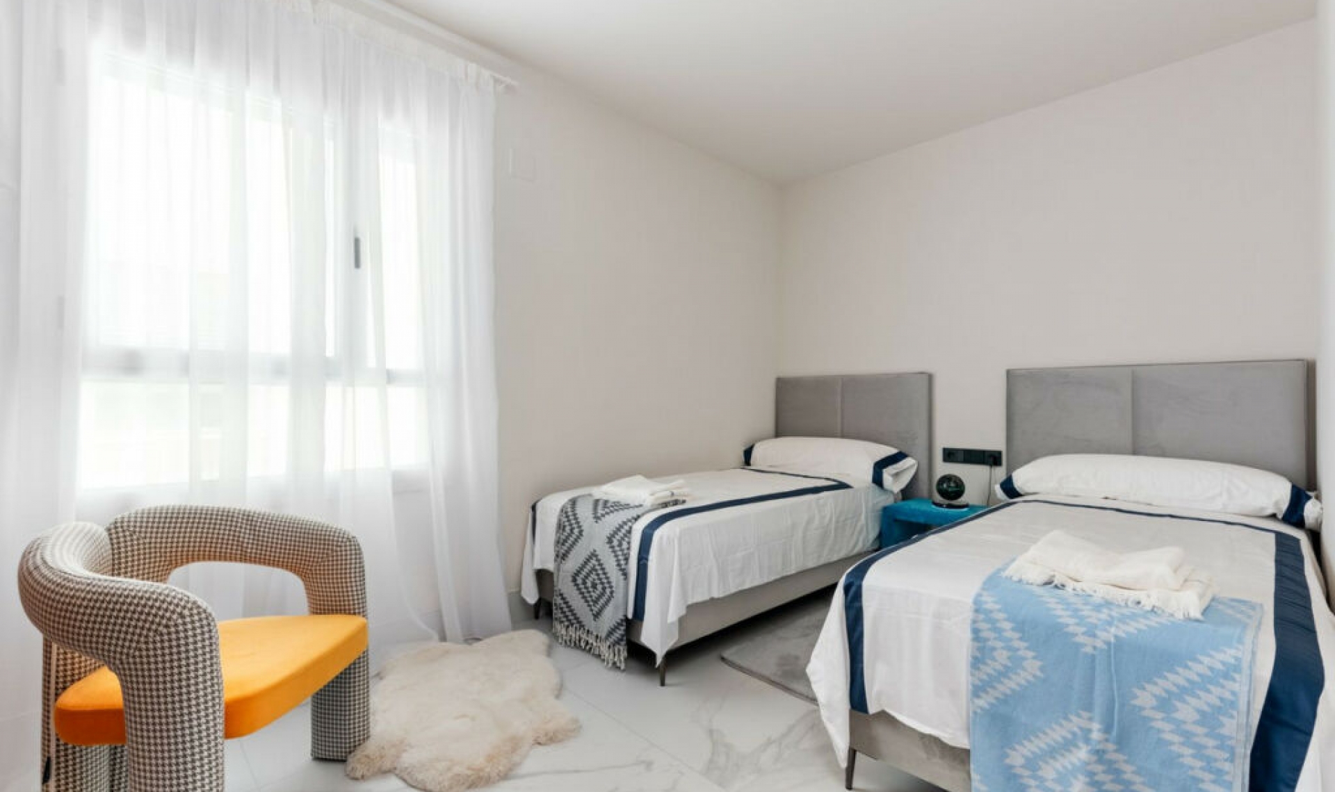Resale - Apartment -
San Pedro de Alcántara