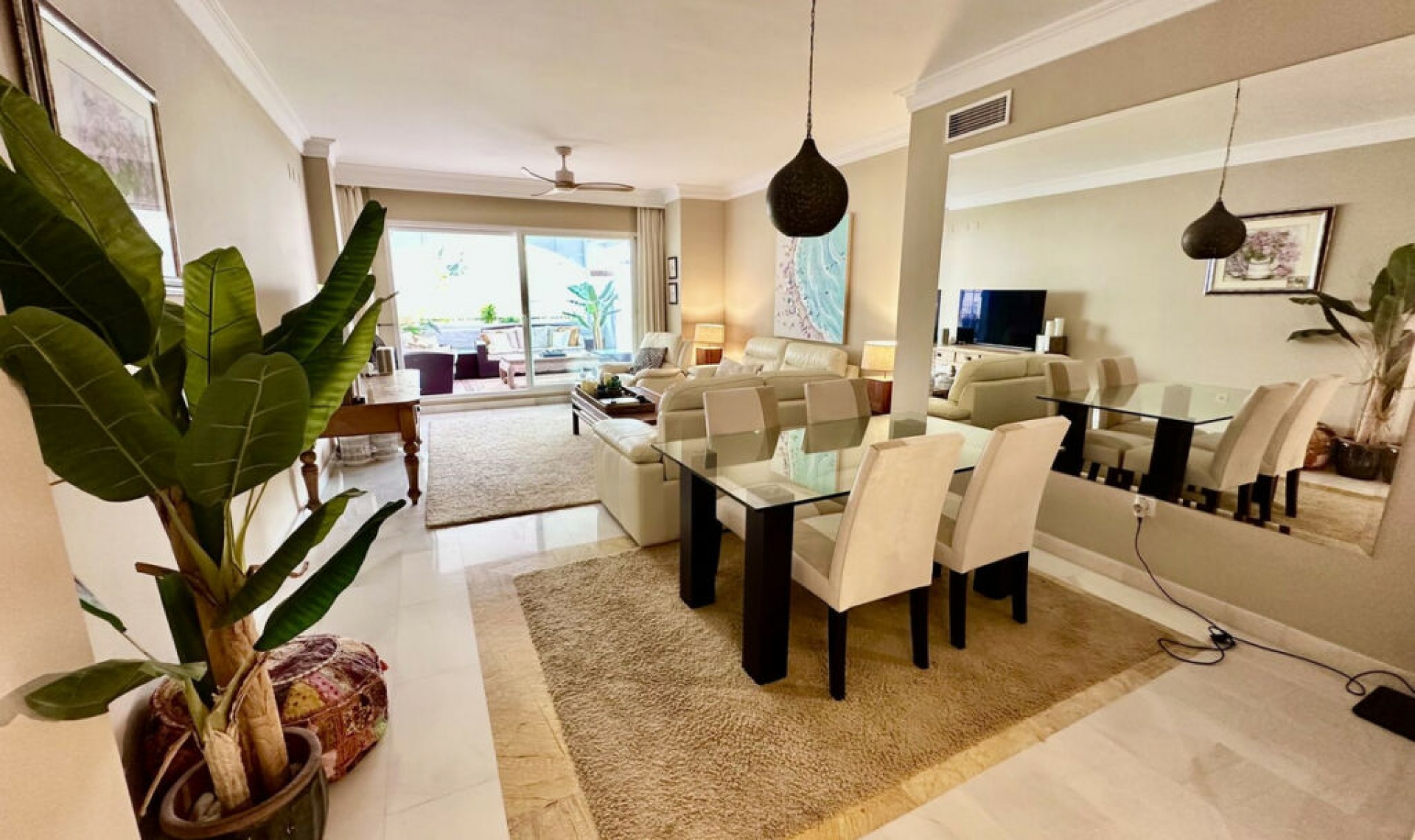 Resale - Apartment -
San Pedro de Alcántara