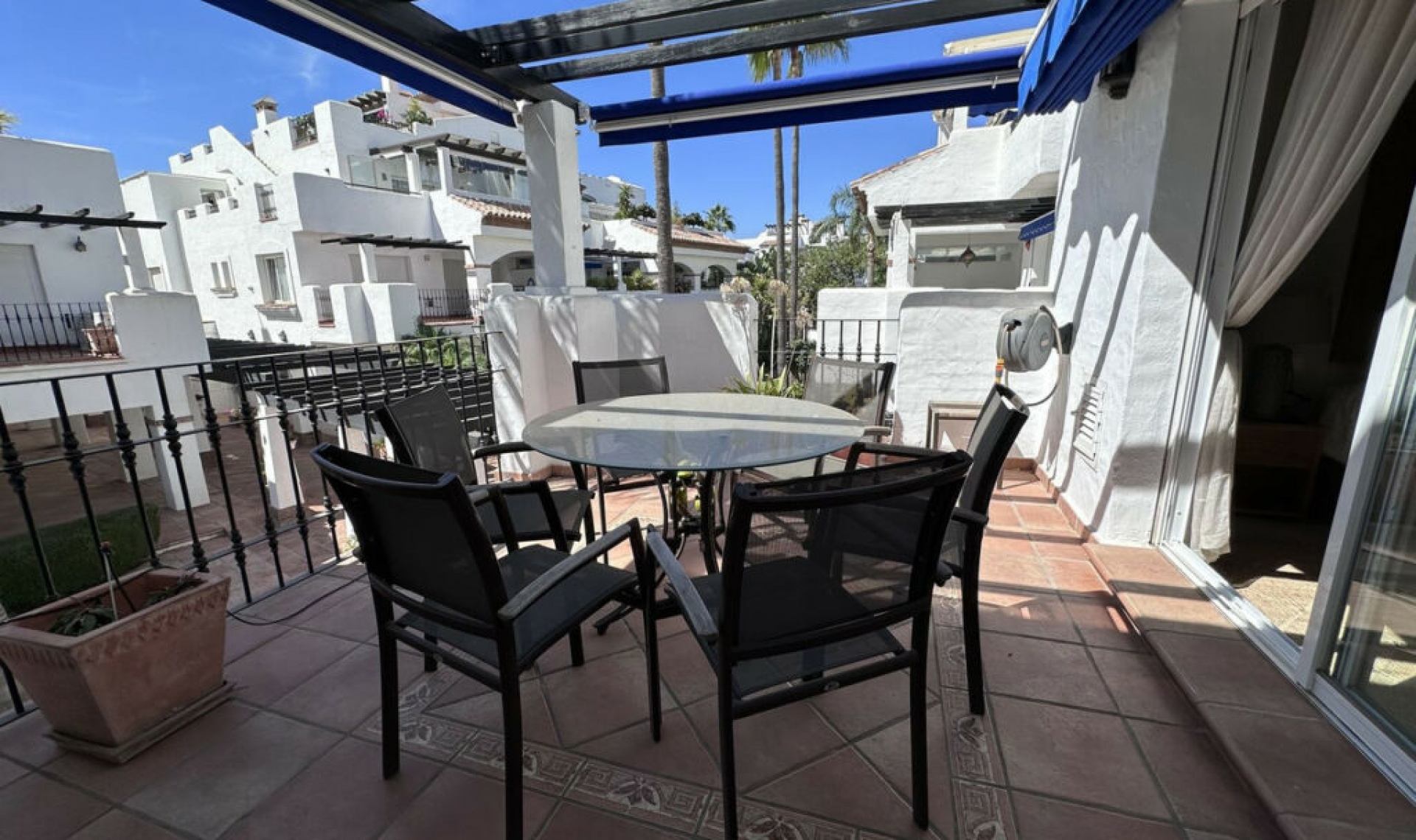 Resale - Apartment -
San Pedro de Alcántara