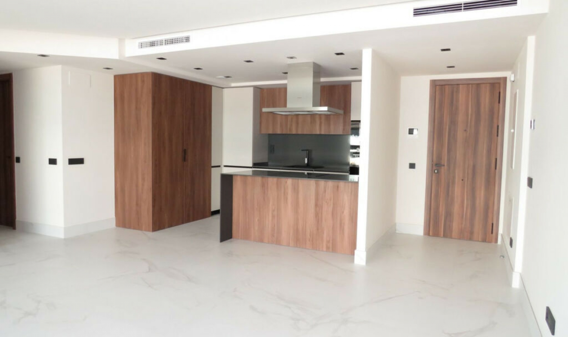 Resale - Apartment -
San Pedro de Alcántara