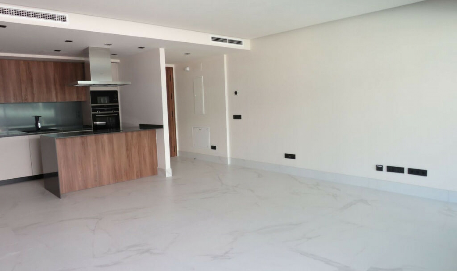 Resale - Apartment -
San Pedro de Alcántara