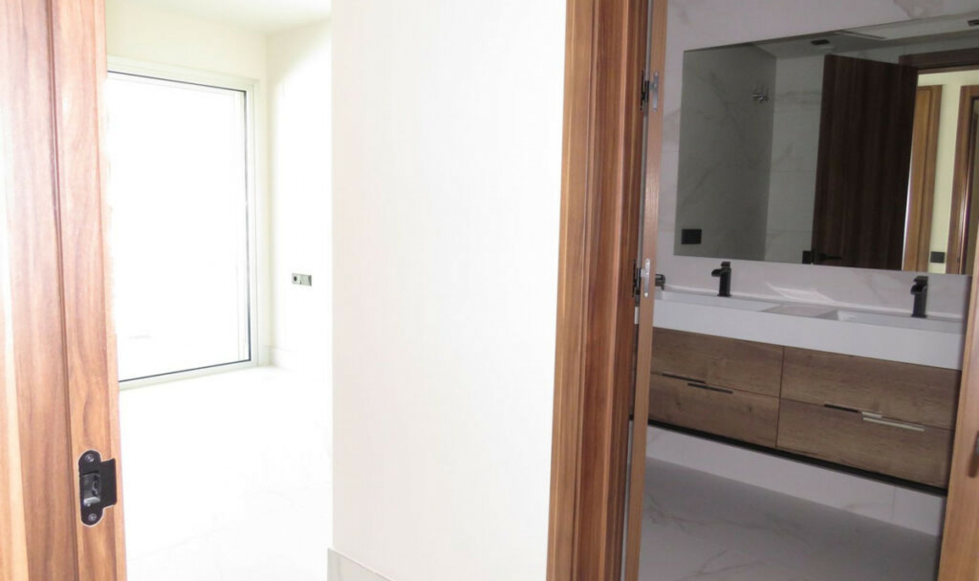 Resale - Apartment -
San Pedro de Alcántara