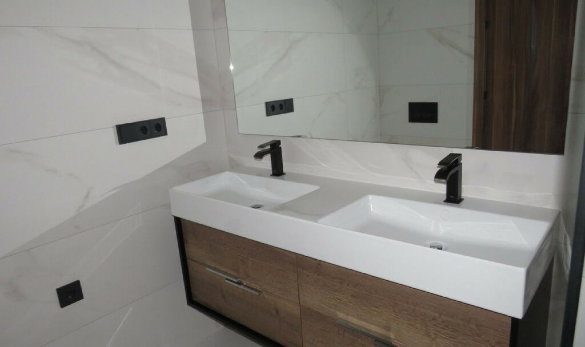 Resale - Apartment -
San Pedro de Alcántara