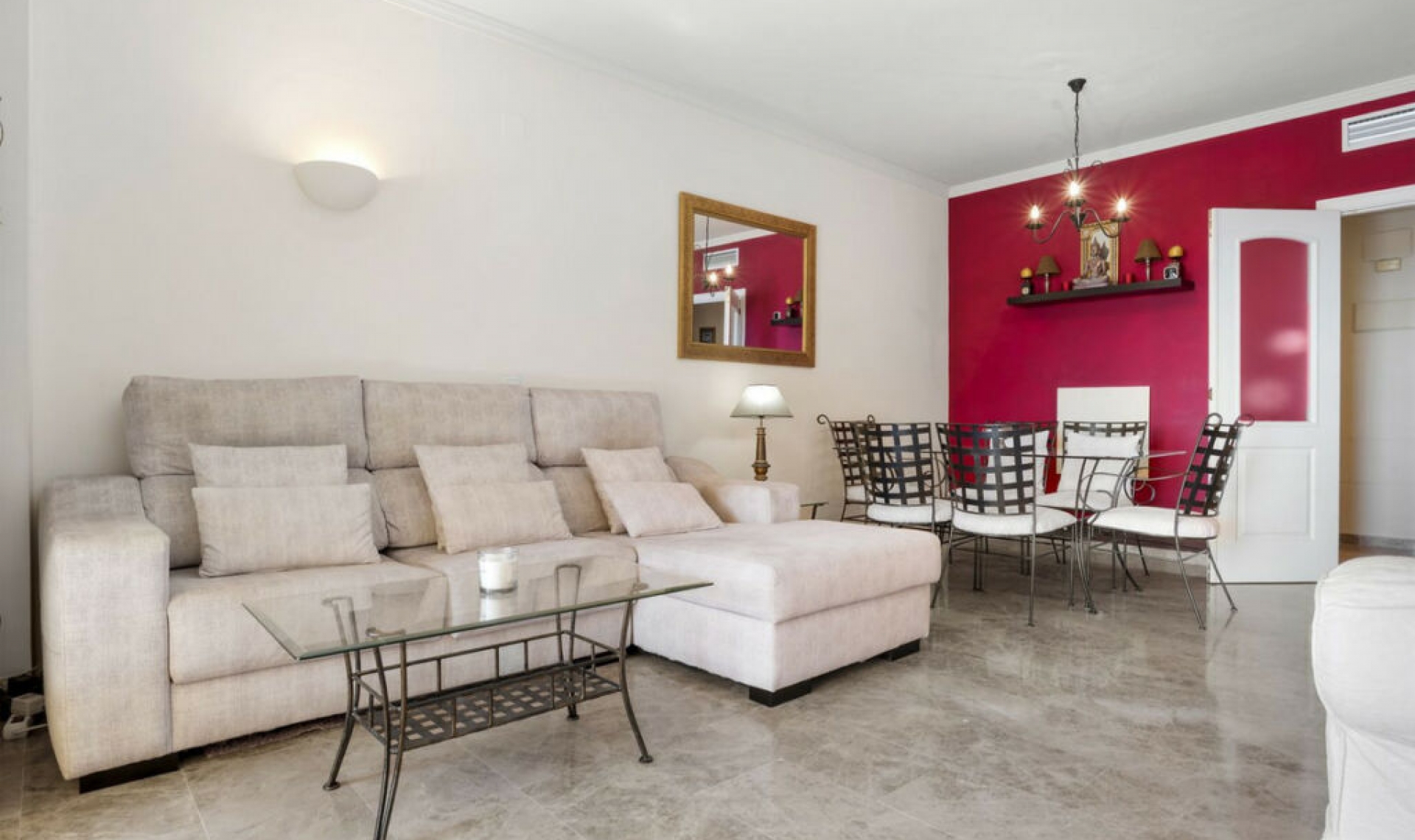 Resale - Apartment -
San Pedro de Alcántara