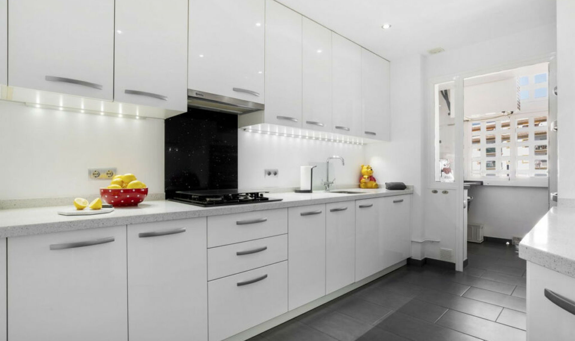 Resale - Apartment -
San Pedro de Alcántara