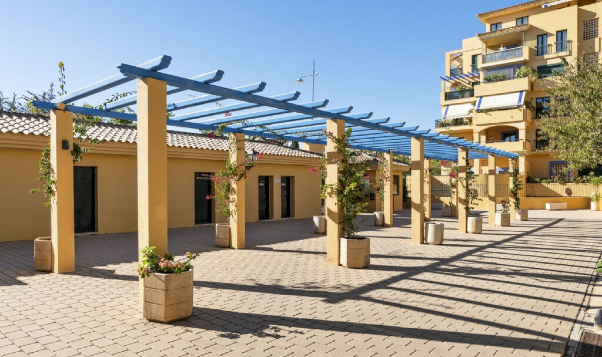 Resale - Apartment -
San Pedro de Alcántara