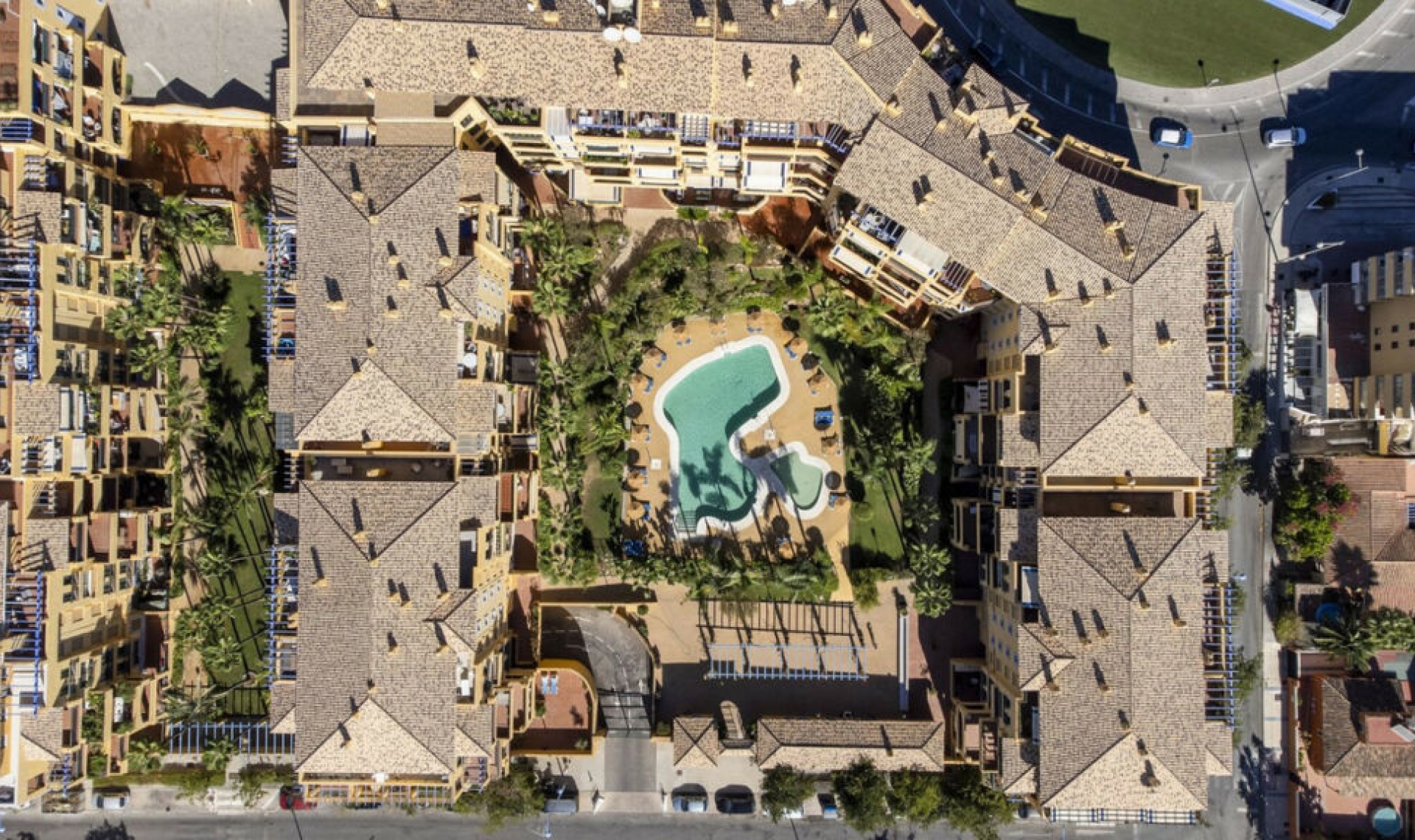 Resale - Apartment -
San Pedro de Alcántara