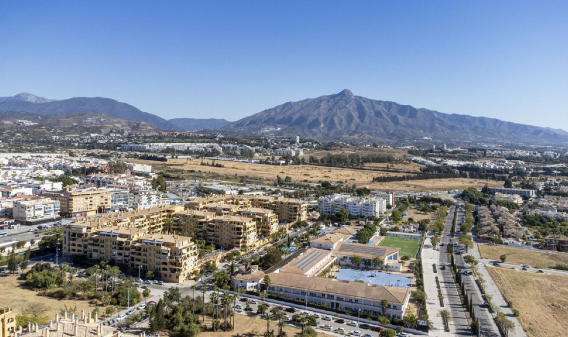 Resale - Apartment -
San Pedro de Alcántara