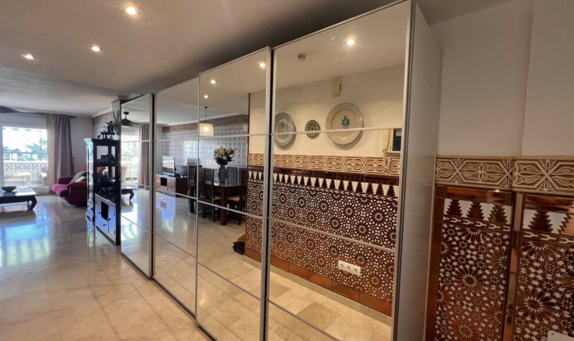 Resale - Apartment -
San Pedro de Alcántara