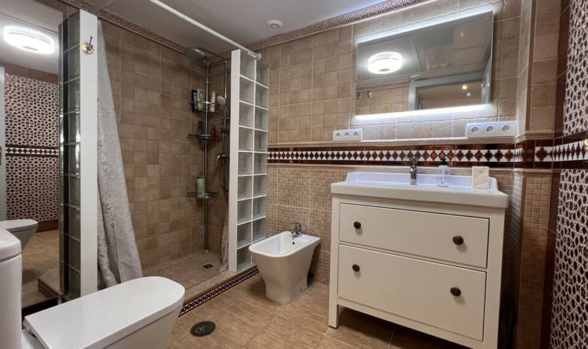 Resale - Apartment -
San Pedro de Alcántara