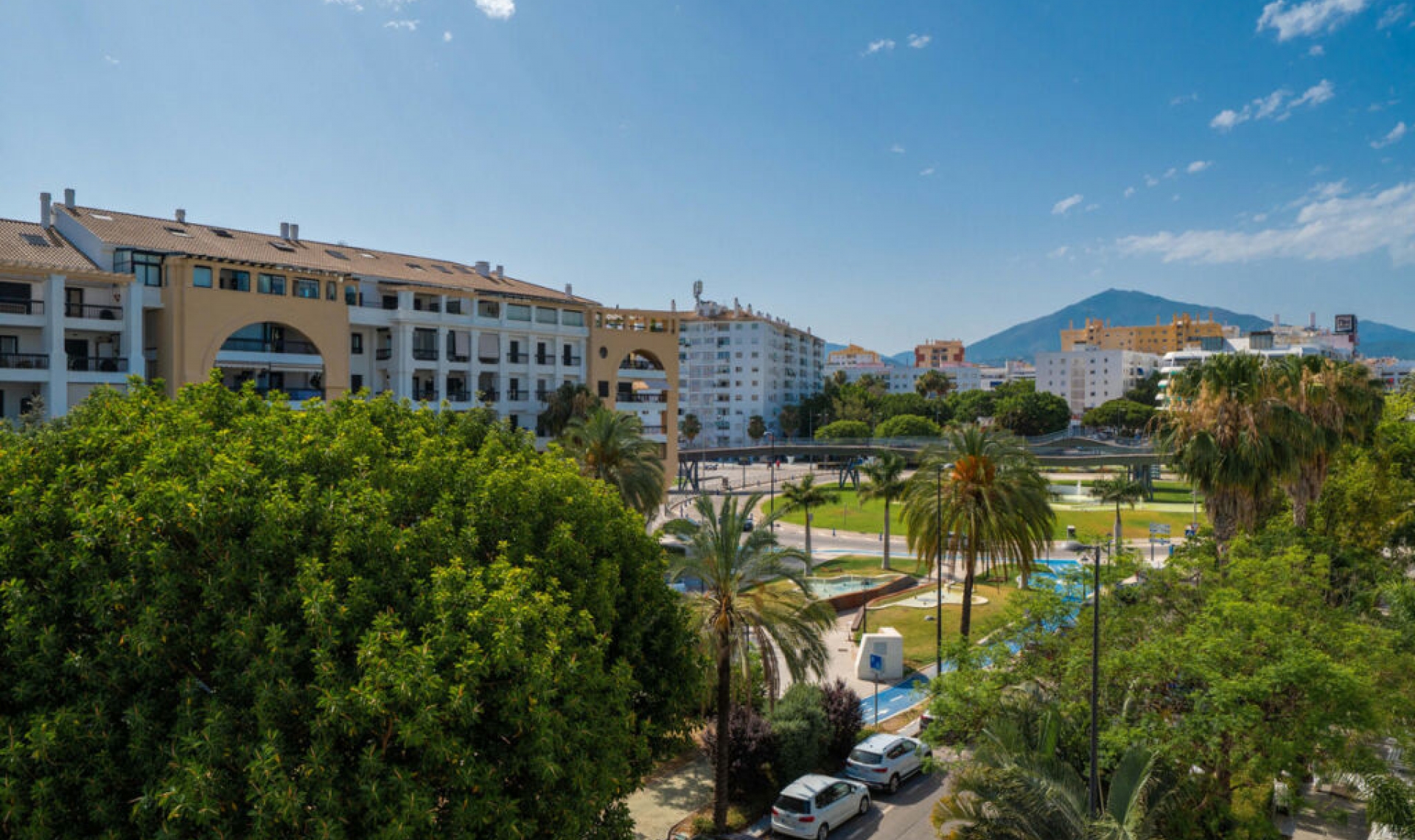 Resale - Apartment -
San Pedro de Alcántara