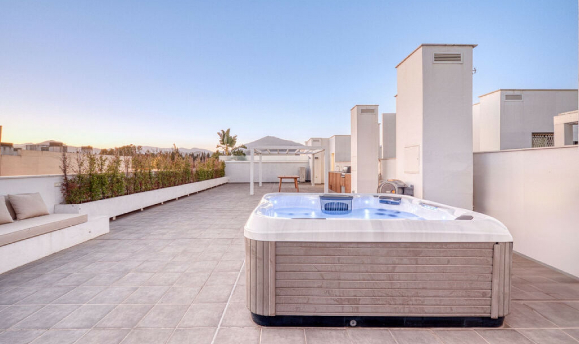 Resale - Apartment -
San Pedro de Alcántara