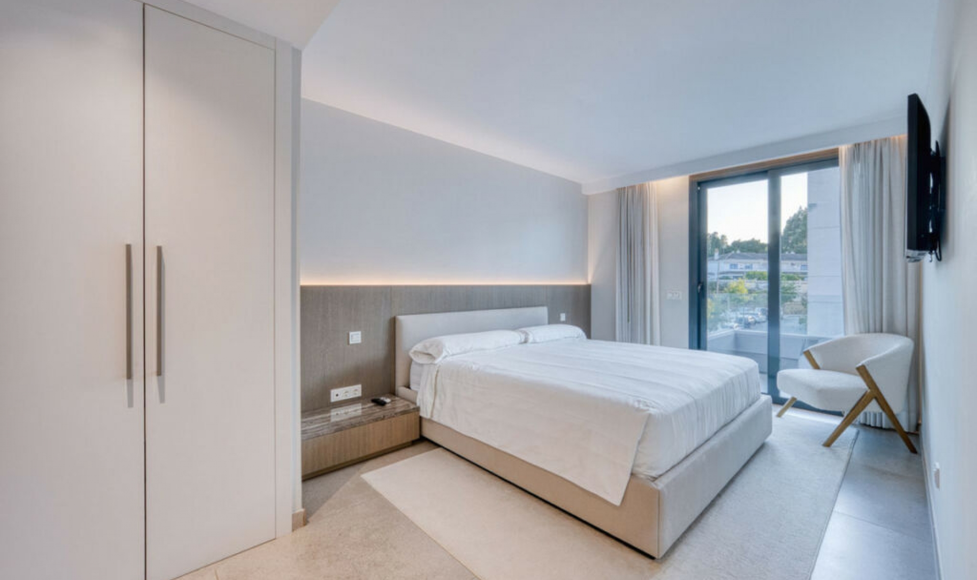 Resale - Apartment -
San Pedro de Alcántara