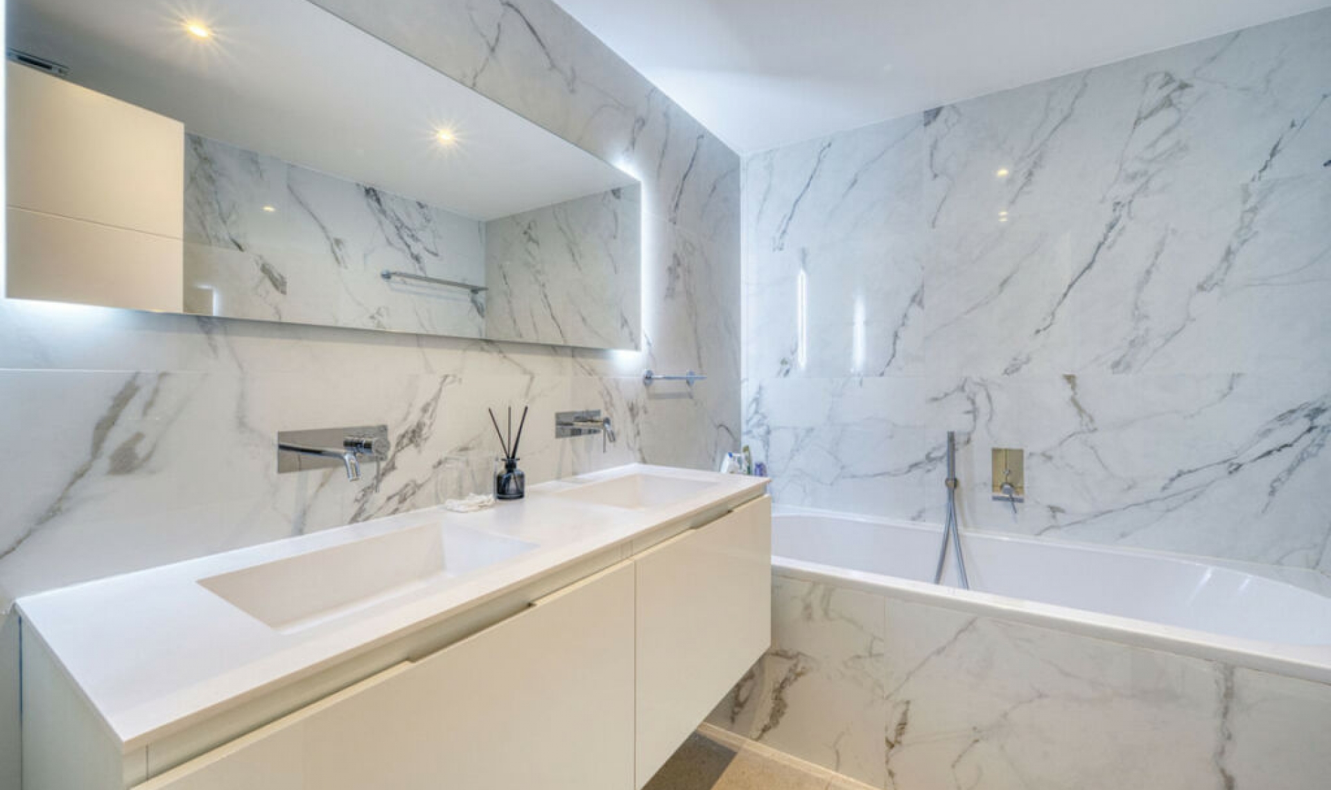 Resale - Apartment -
San Pedro de Alcántara