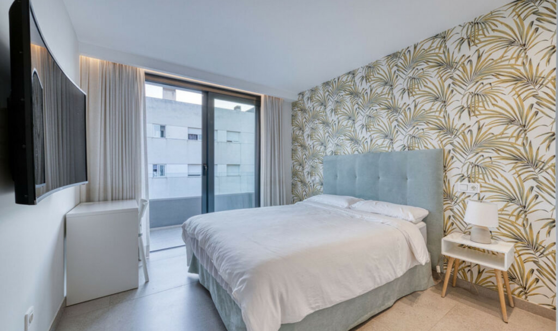 Resale - Apartment -
San Pedro de Alcántara