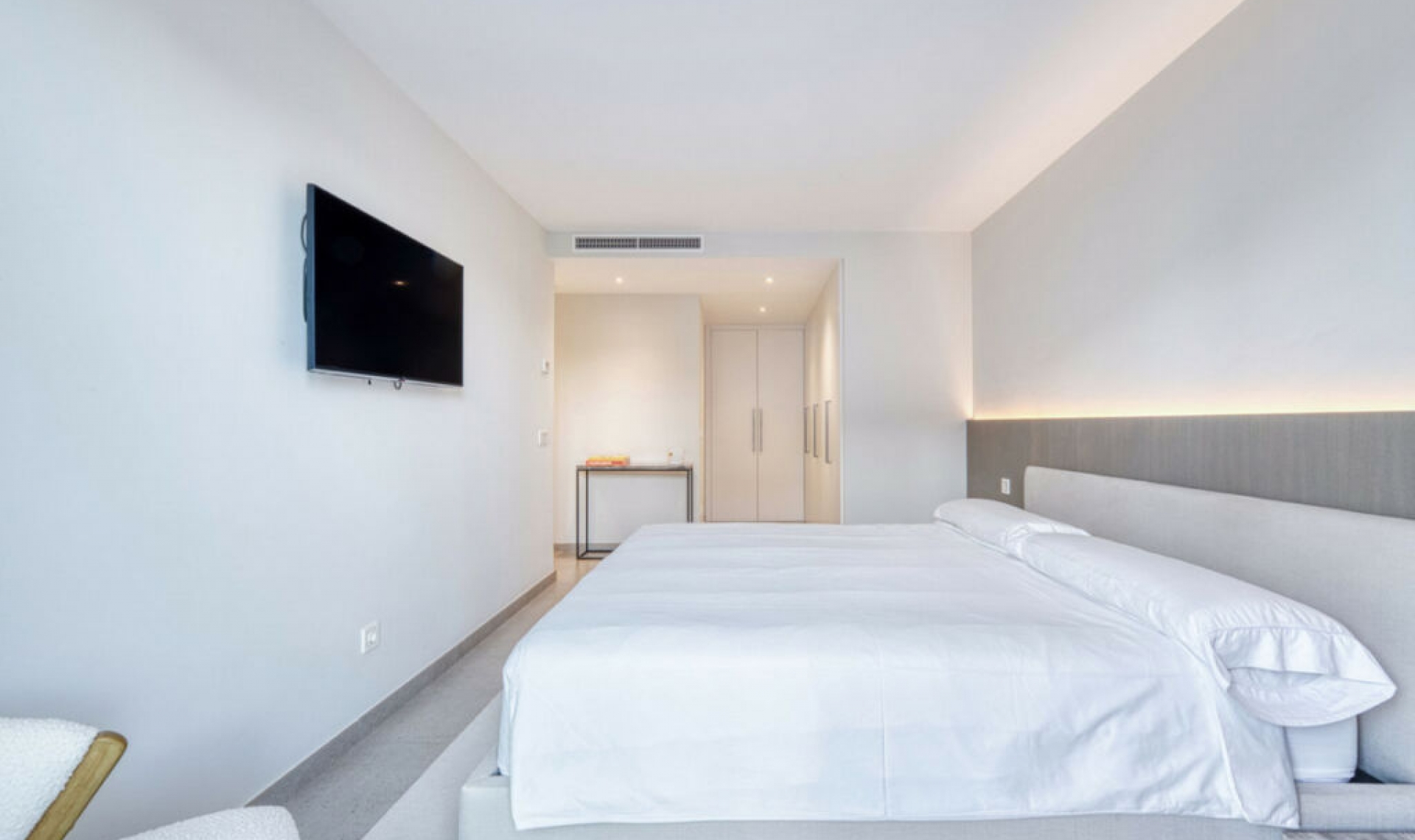 Resale - Apartment -
San Pedro de Alcántara