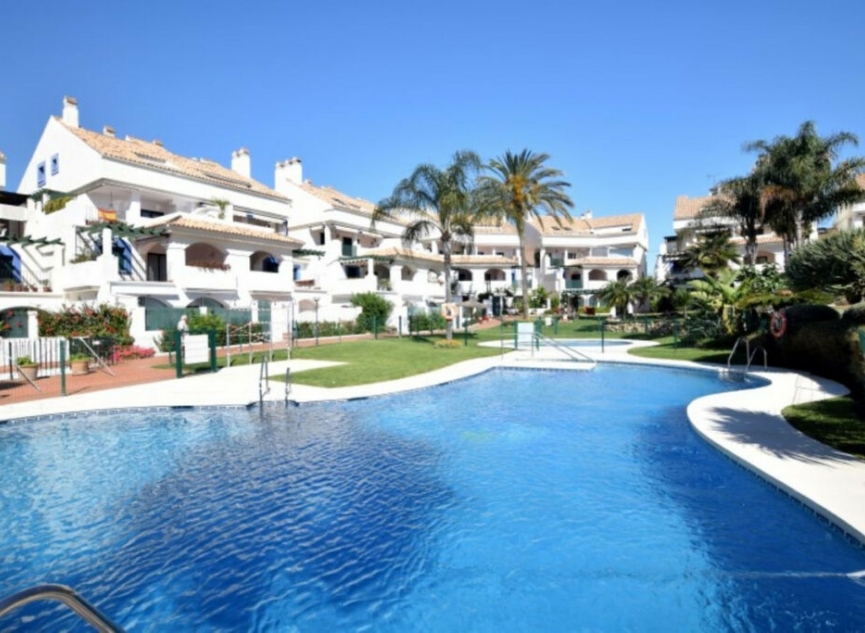 Resale - Apartment -
San Pedro de Alcántara