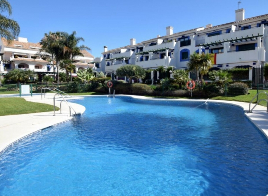 Resale - Apartment -
San Pedro de Alcántara