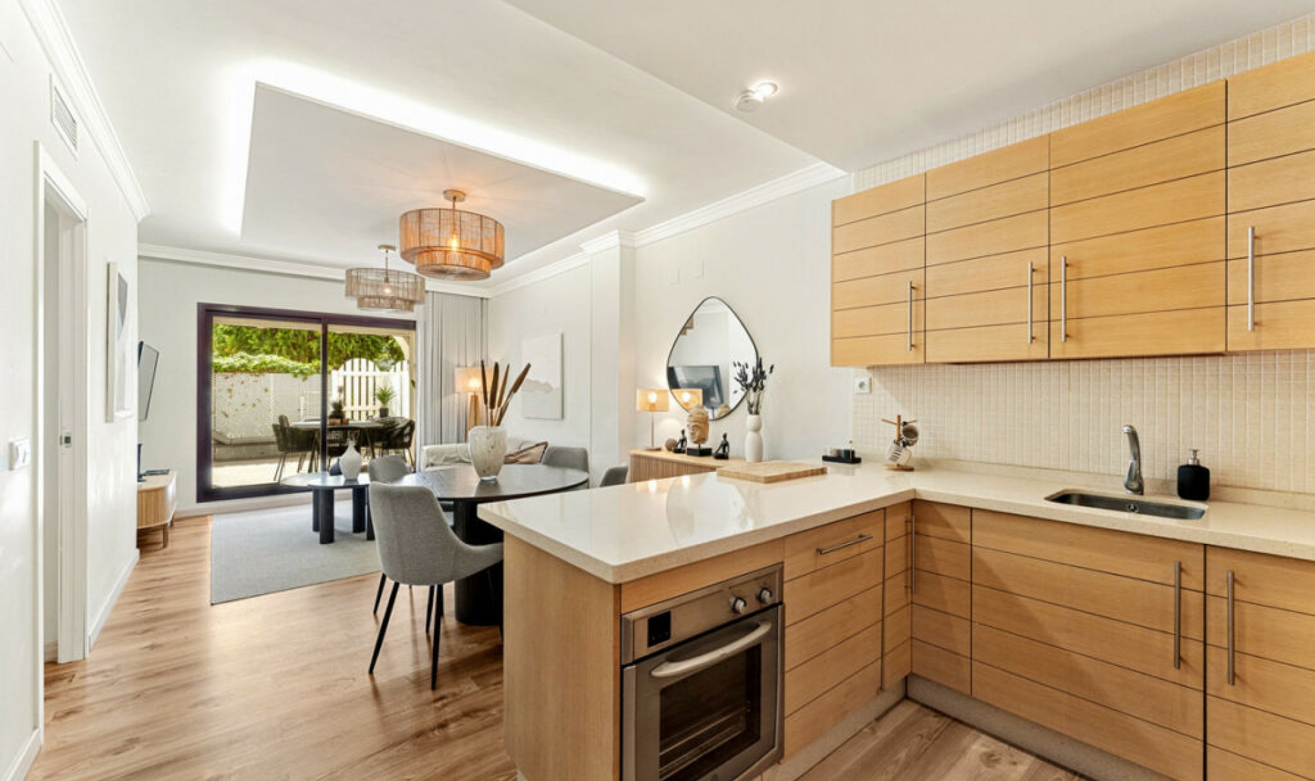 Resale - Apartment -
San Pedro de Alcántara