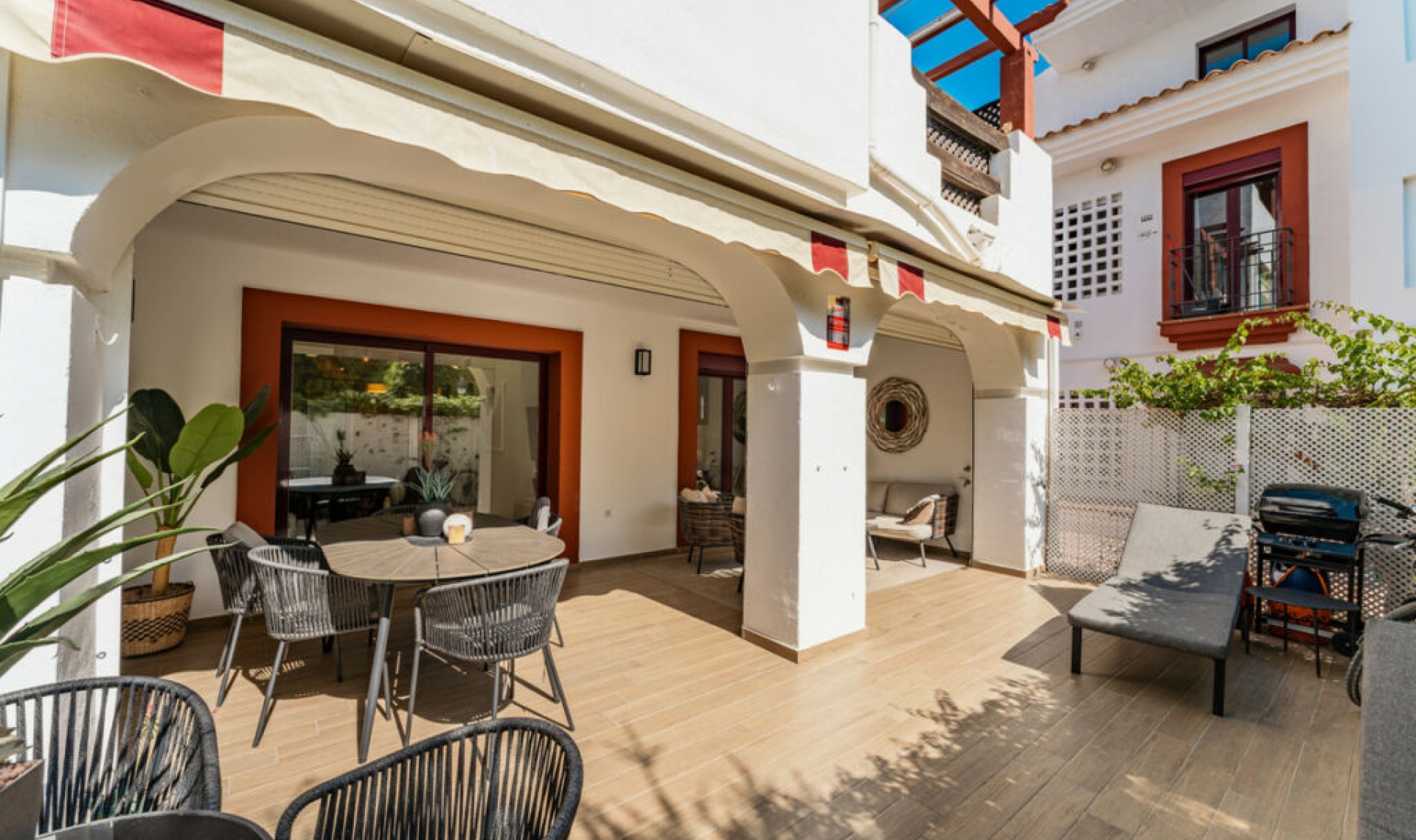 Resale - Apartment -
San Pedro de Alcántara