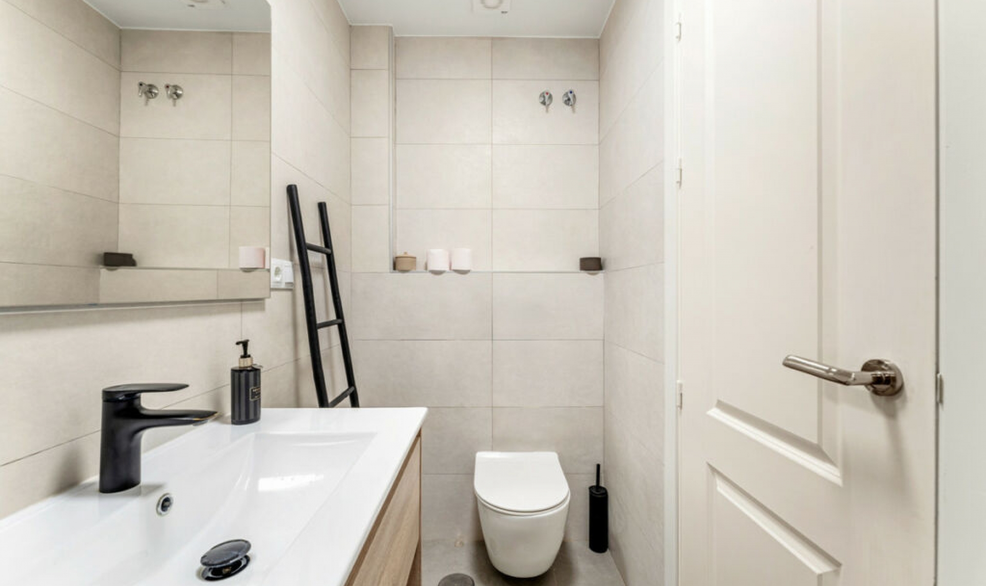 Resale - Apartment -
San Pedro de Alcántara