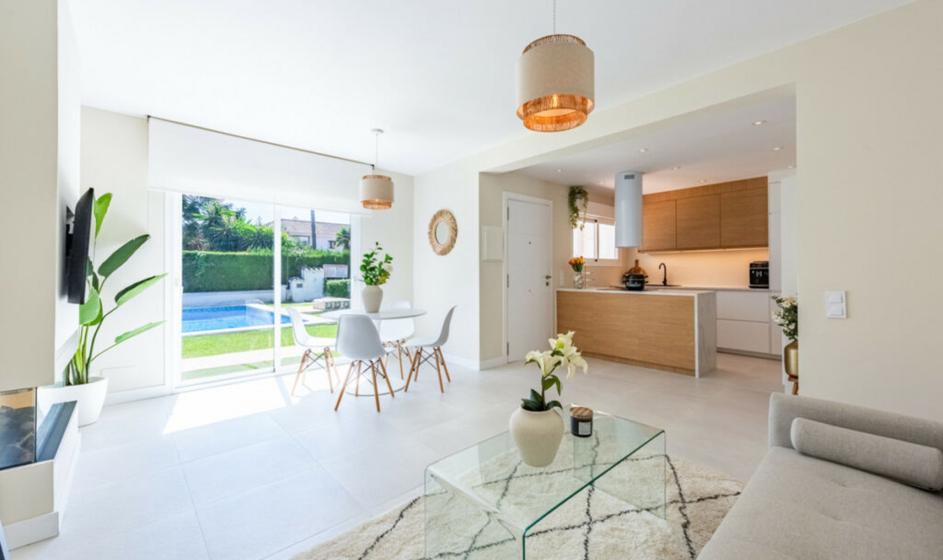 Resale - Apartment -
San Pedro de Alcántara