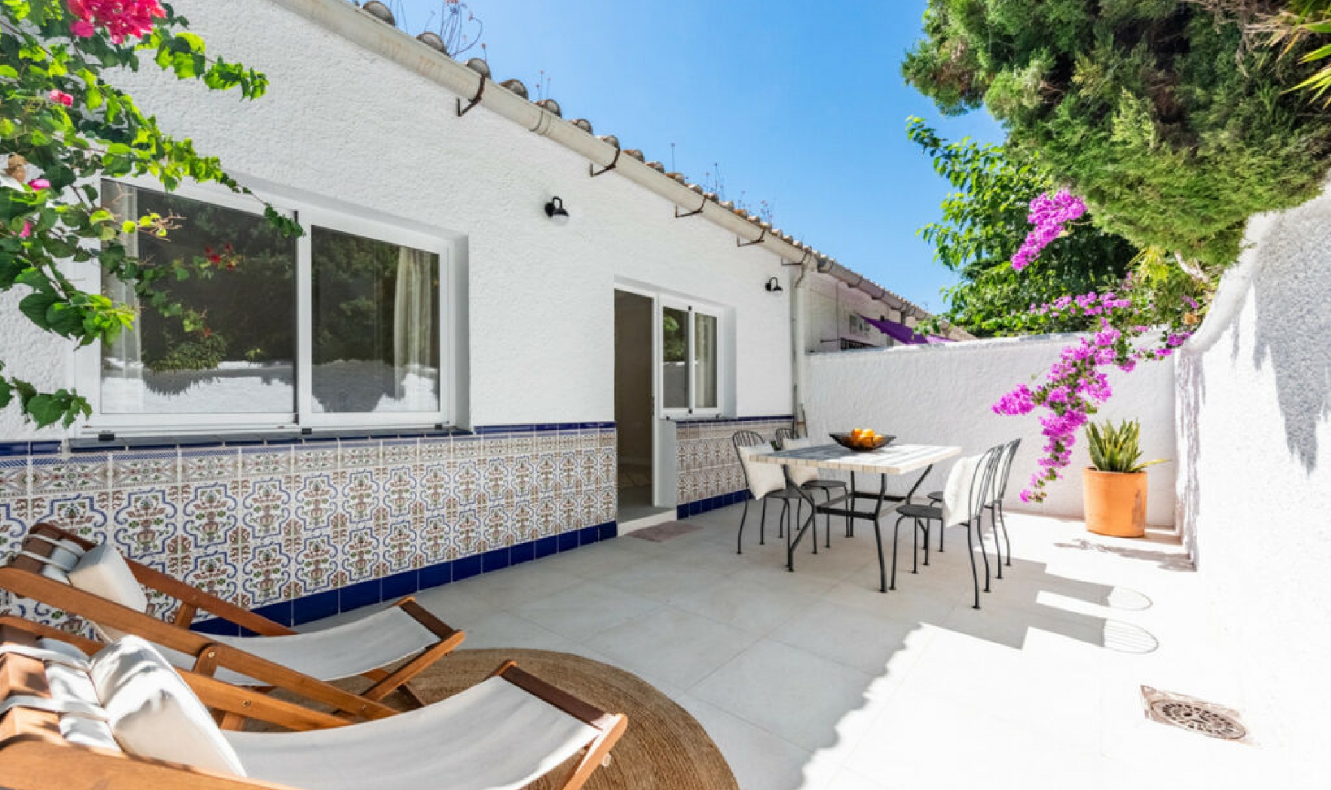 Resale - Apartment -
San Pedro de Alcántara