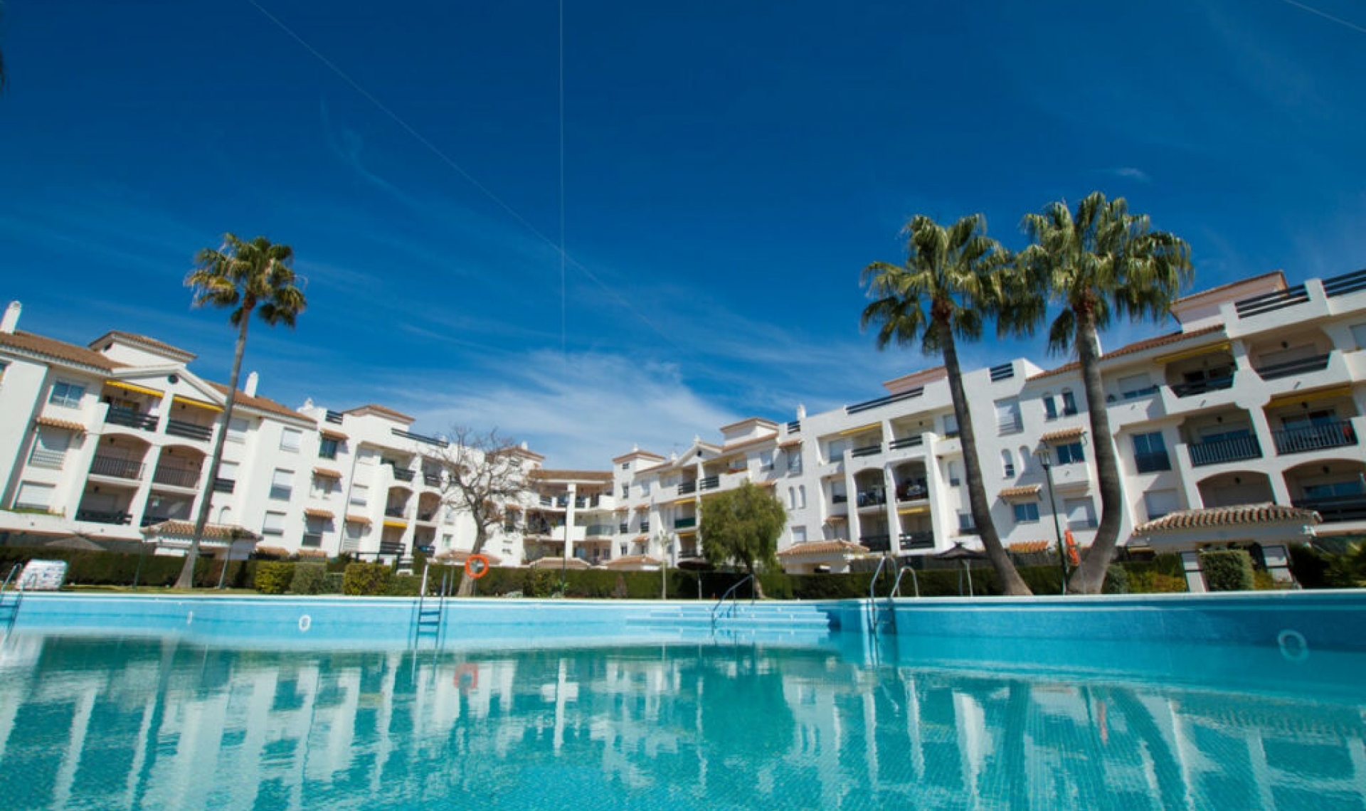 Resale - Apartment -
San Pedro de Alcántara