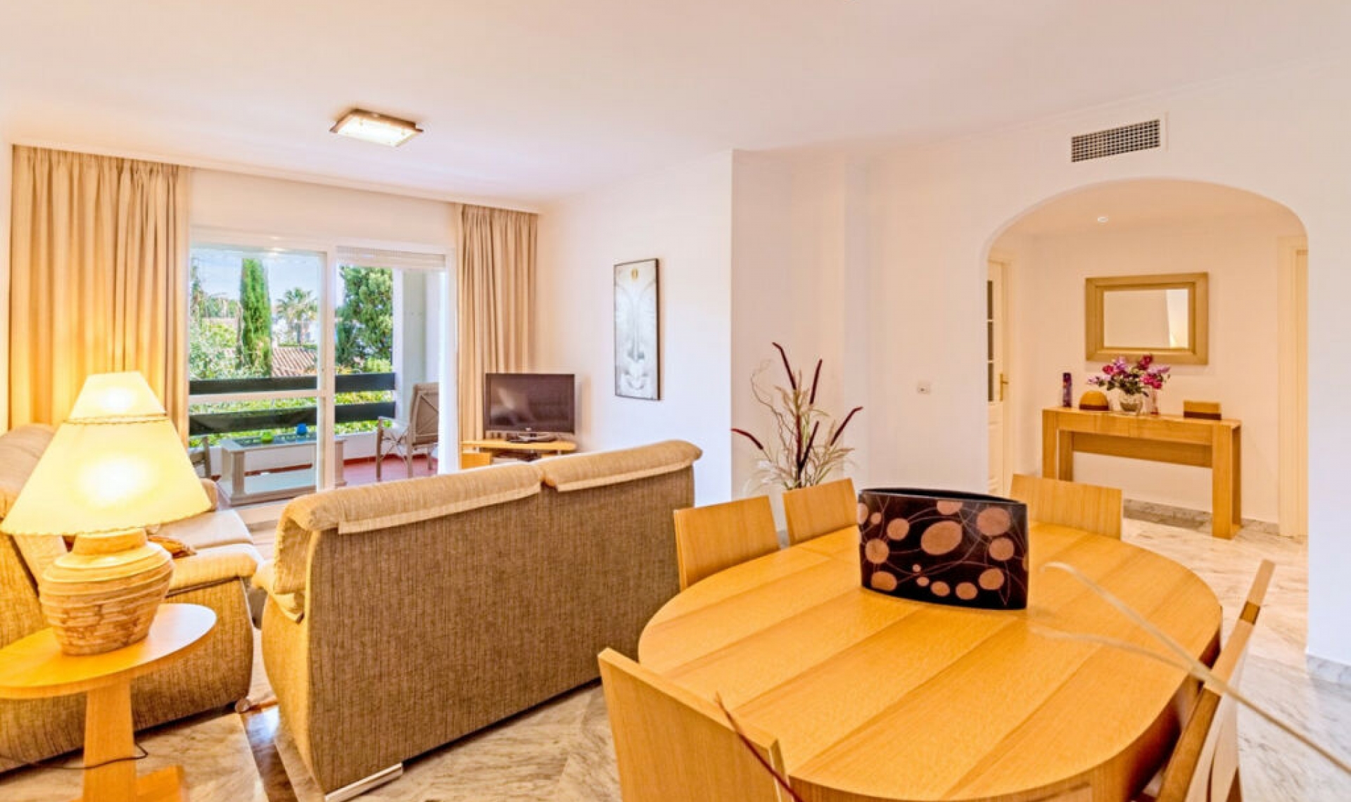 Resale - Apartment -
San Pedro de Alcántara