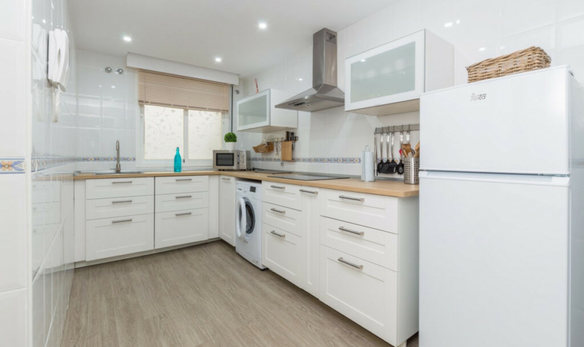 Resale - Apartment -
San Pedro de Alcántara