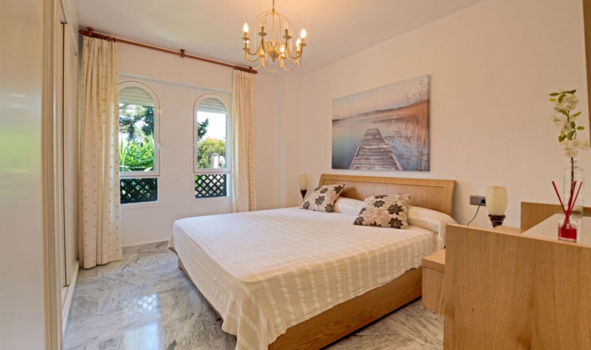 Resale - Apartment -
San Pedro de Alcántara