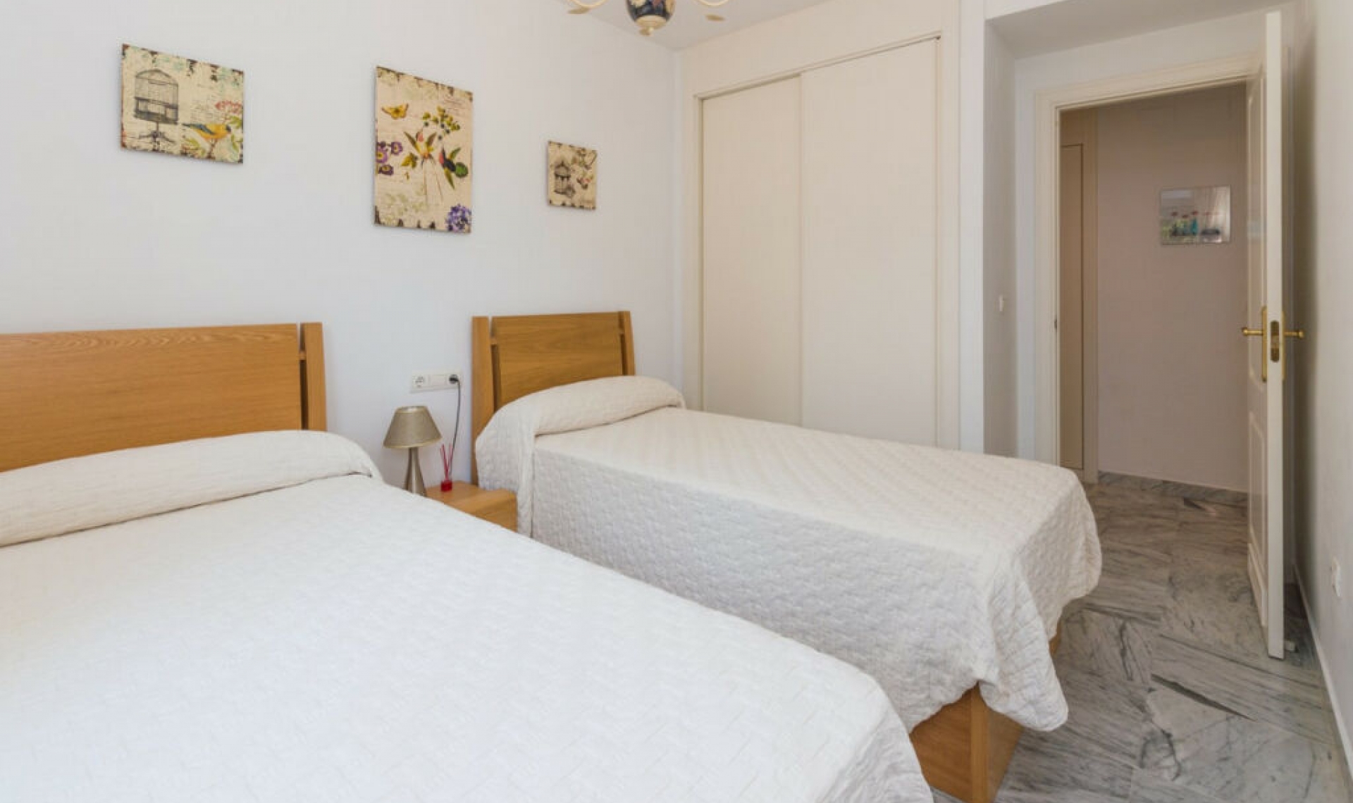 Resale - Apartment -
San Pedro de Alcántara