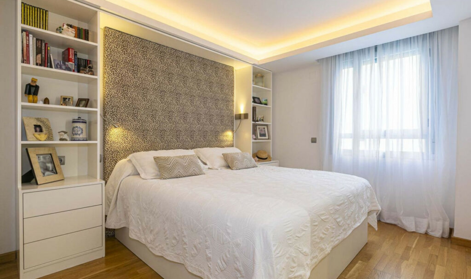 Resale - Apartment -
San Pedro de Alcántara