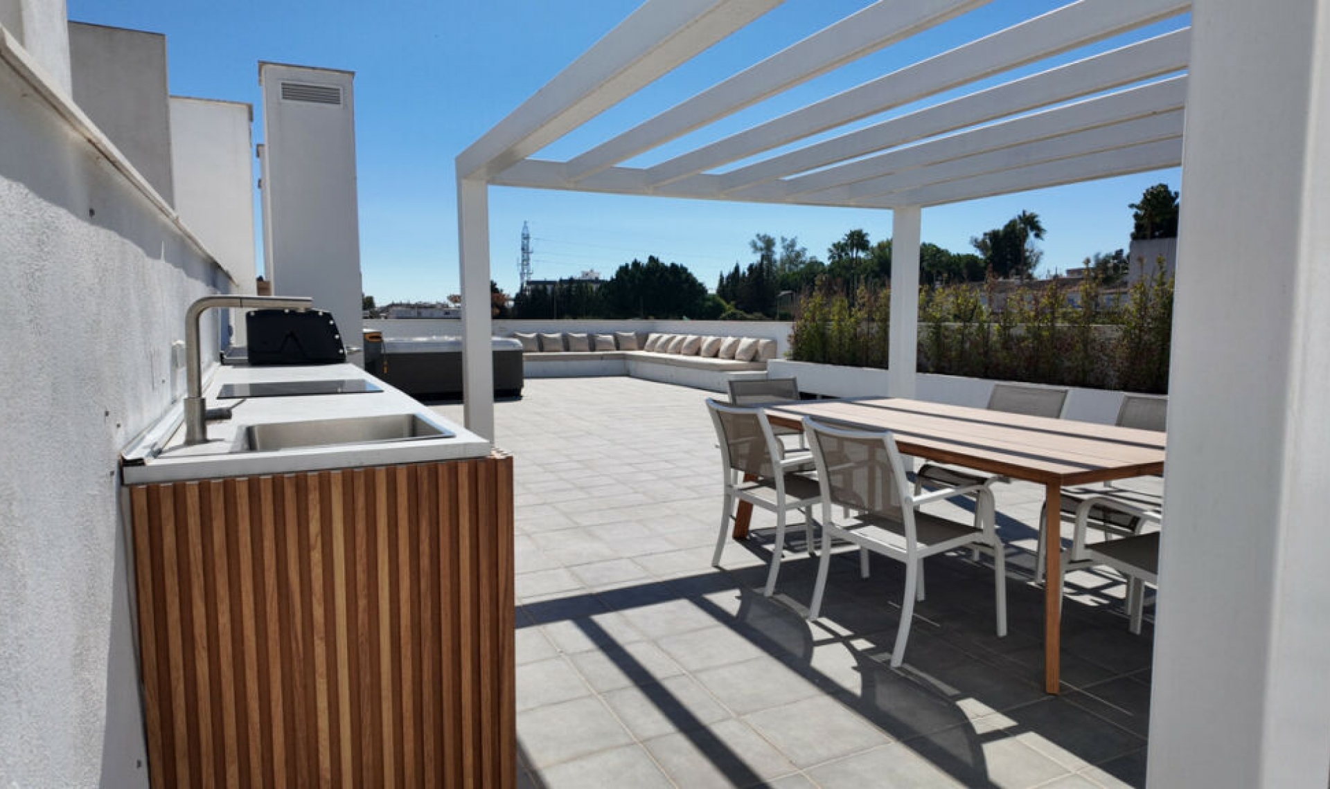 Resale - Apartment -
San Pedro de Alcántara