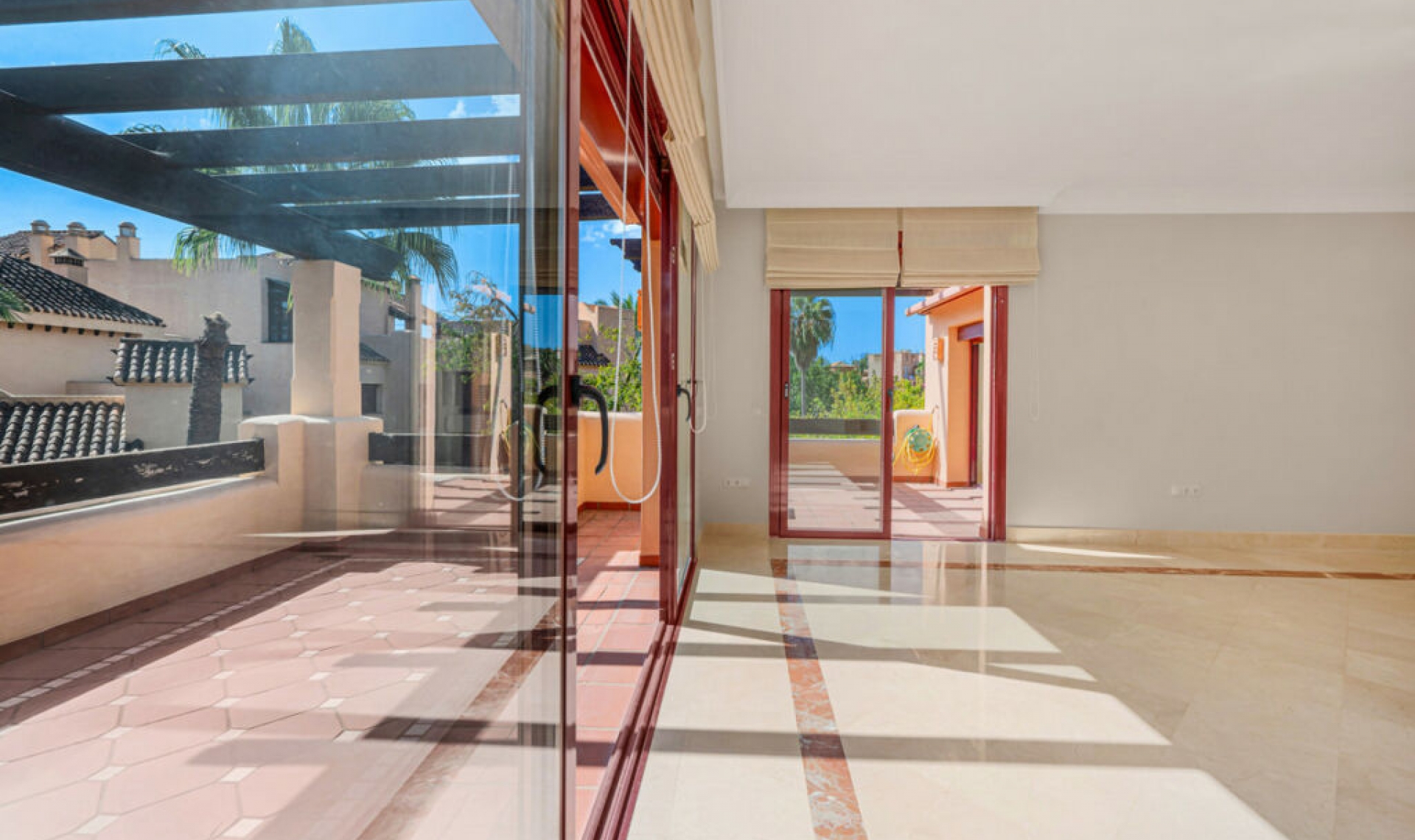 Resale - Apartment -
San Pedro de Alcántara