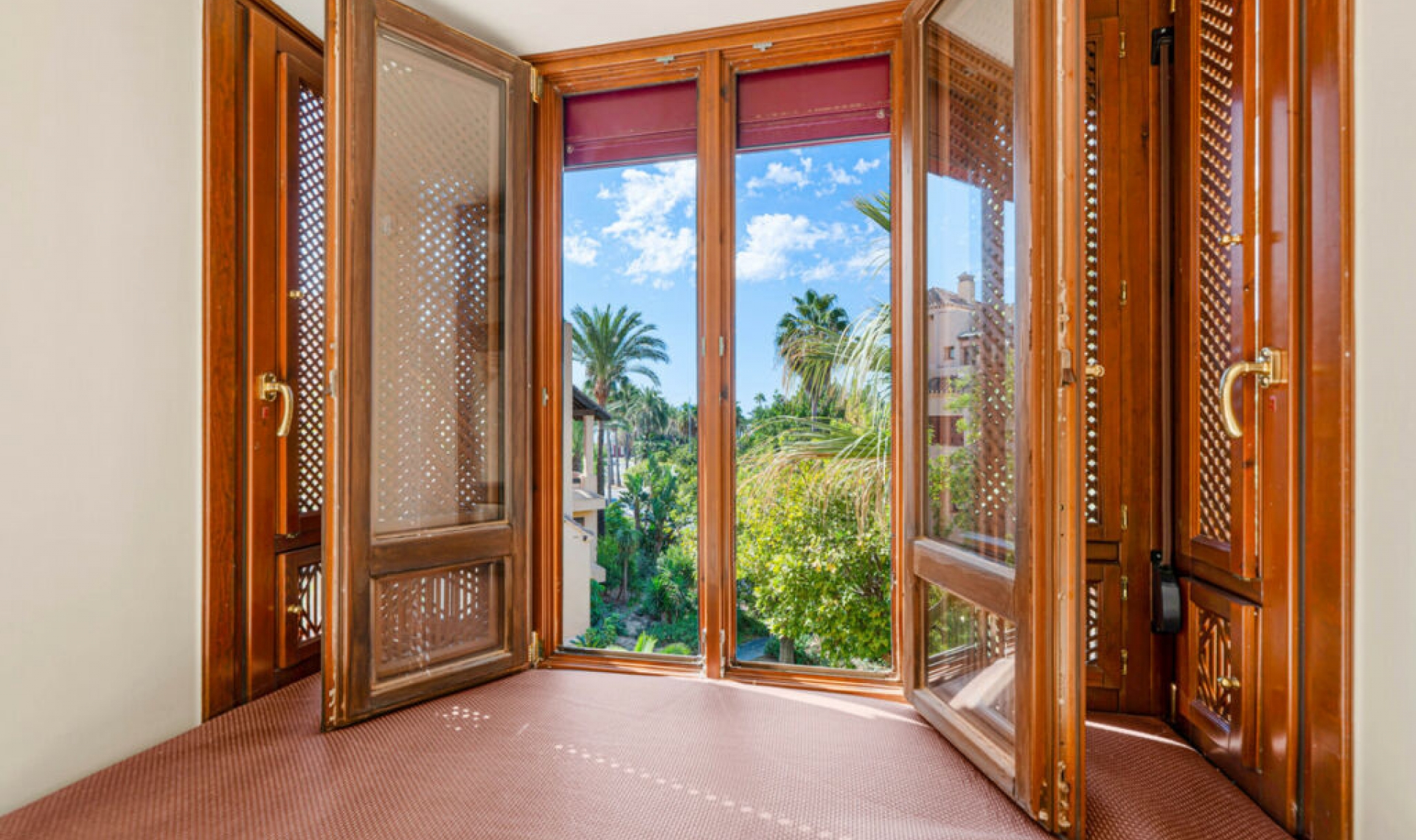 Resale - Apartment -
San Pedro de Alcántara