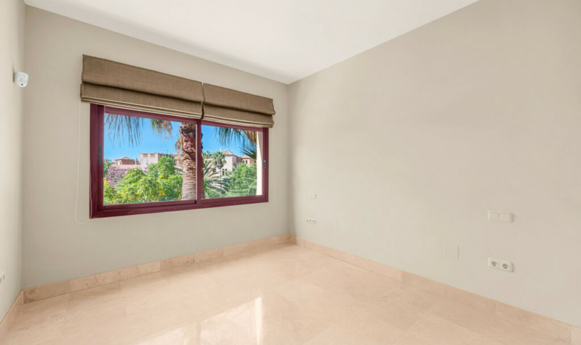 Resale - Apartment -
San Pedro de Alcántara