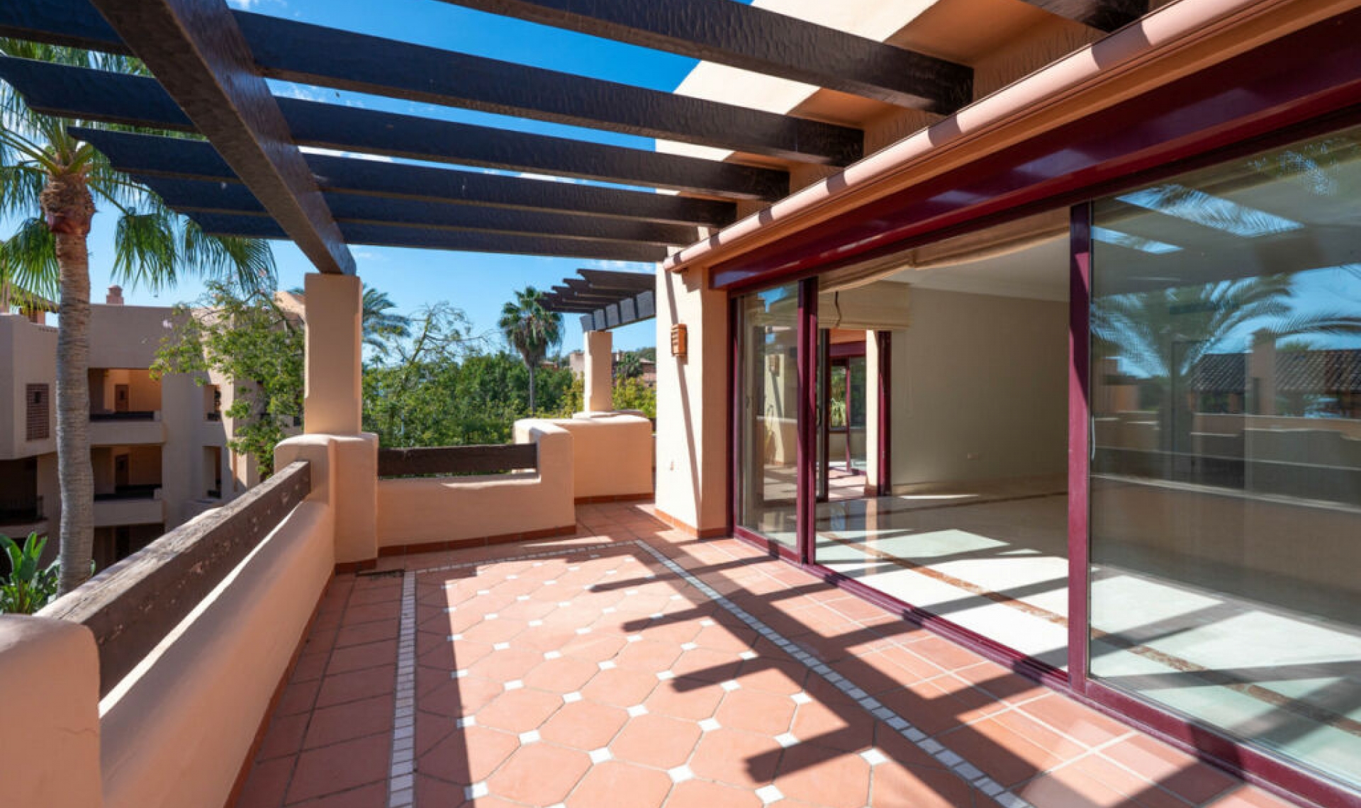 Resale - Apartment -
San Pedro de Alcántara