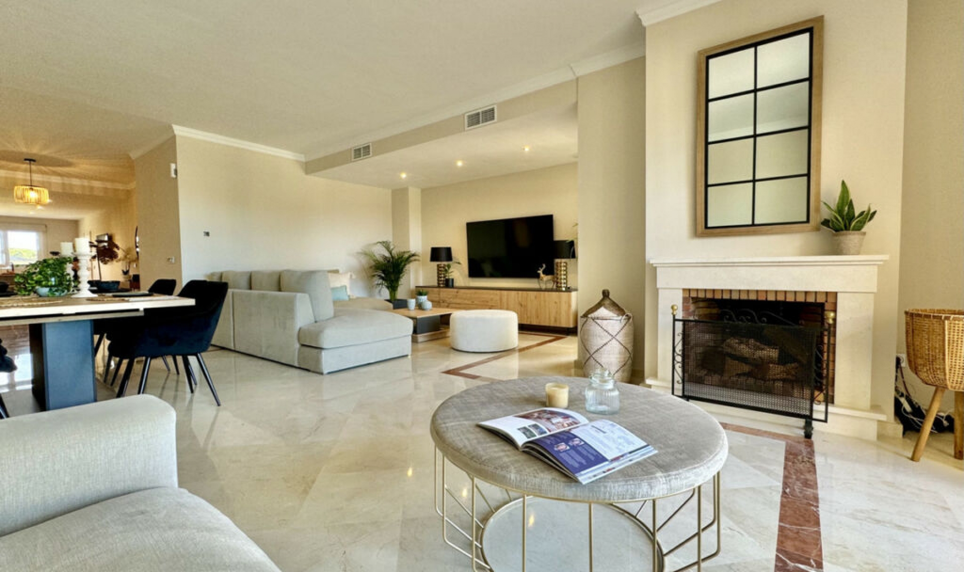 Resale - Apartment -
San Roque Club