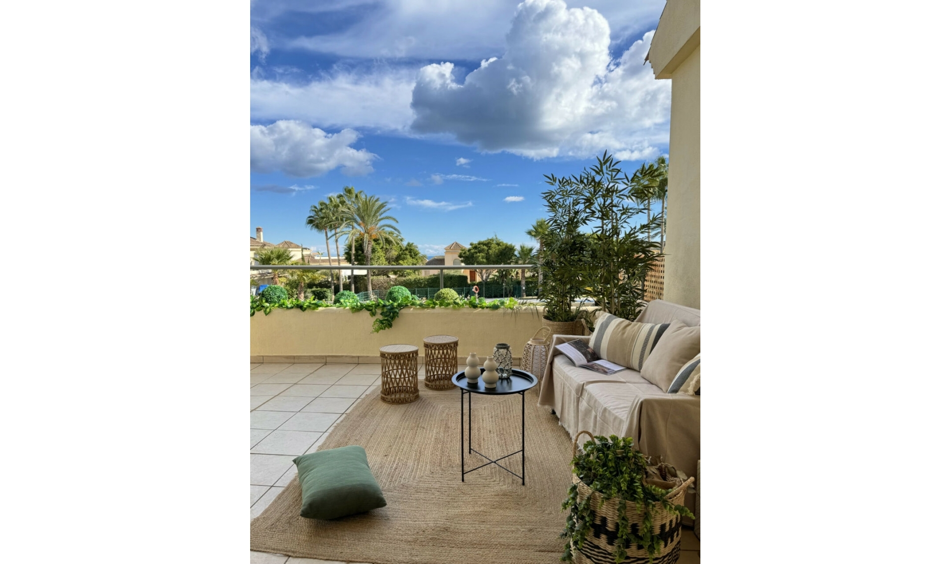 Resale - Apartment -
San Roque Club
