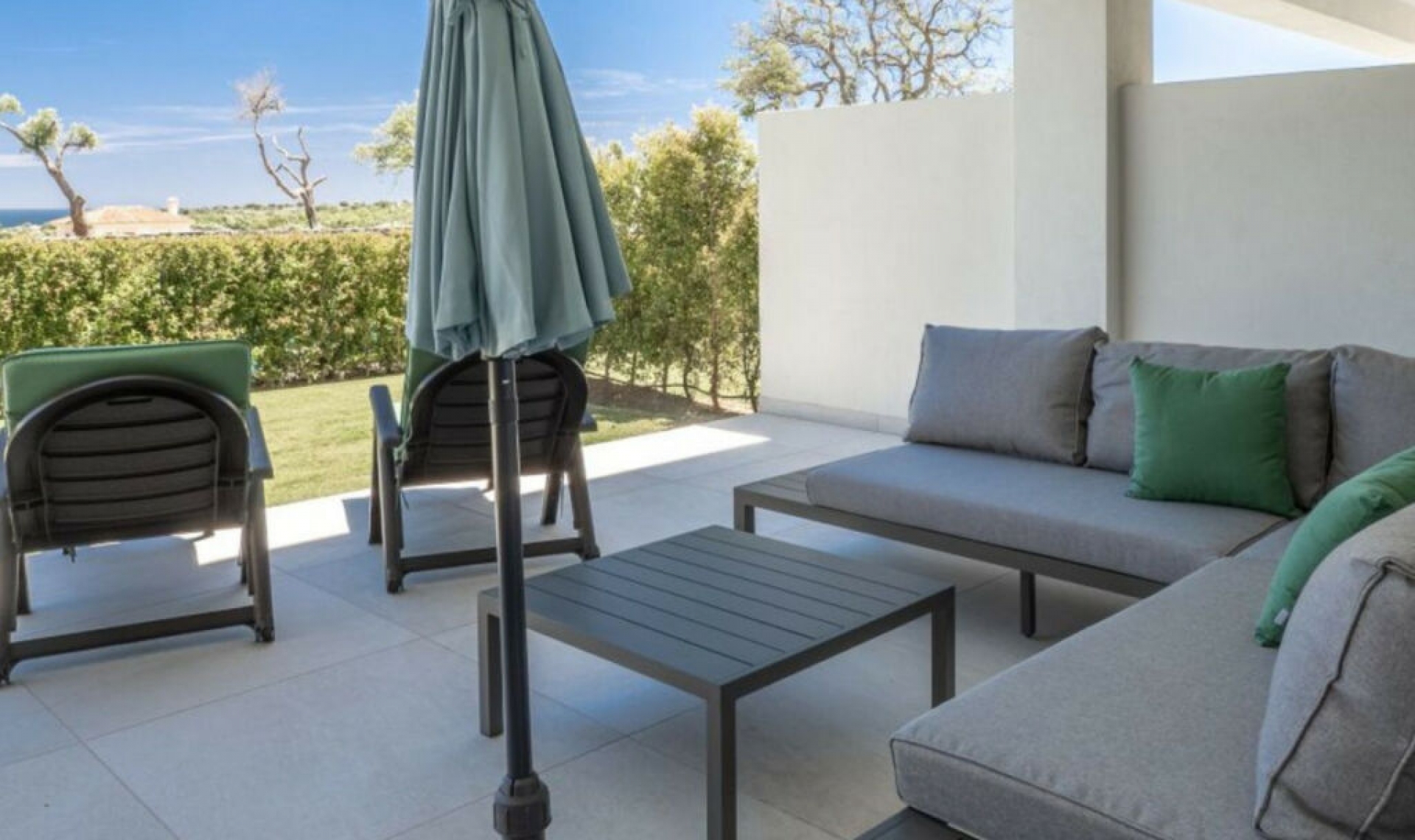 Resale - Apartment -
San Roque Club