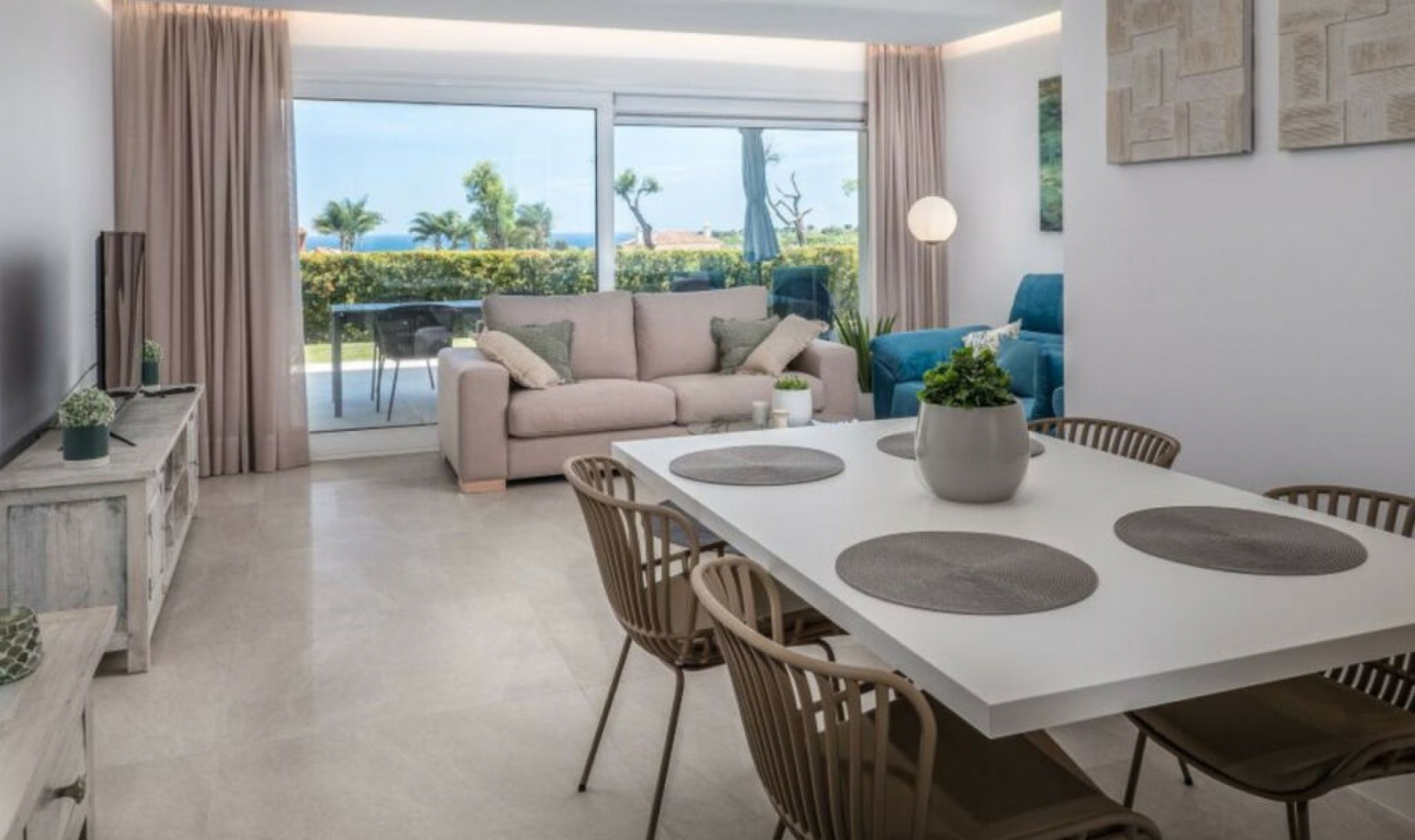 Resale - Apartment -
San Roque Club