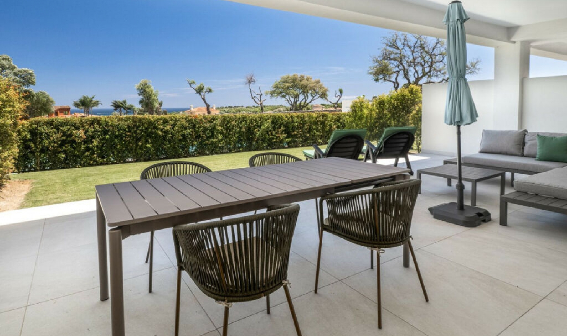 Resale - Apartment -
San Roque Club