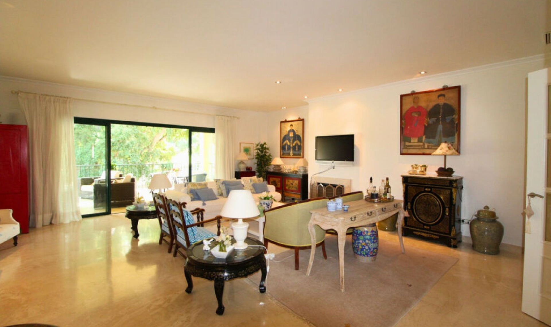 Resale - Apartment -
San Roque Club